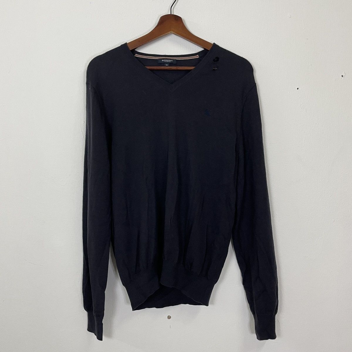 Burberry Vintage 90s Burberry Small Logo Distressed Sweatshirt Size US M / EU 48-50 / 2 - 2 Thumbnail