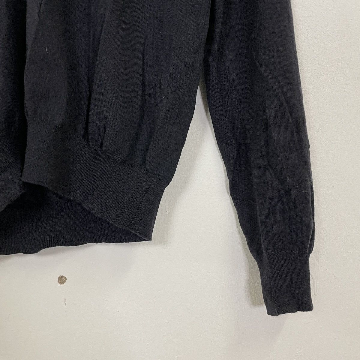 Burberry Vintage 90s Burberry Small Logo Distressed Sweatshirt Size US M / EU 48-50 / 2 - 4 Thumbnail