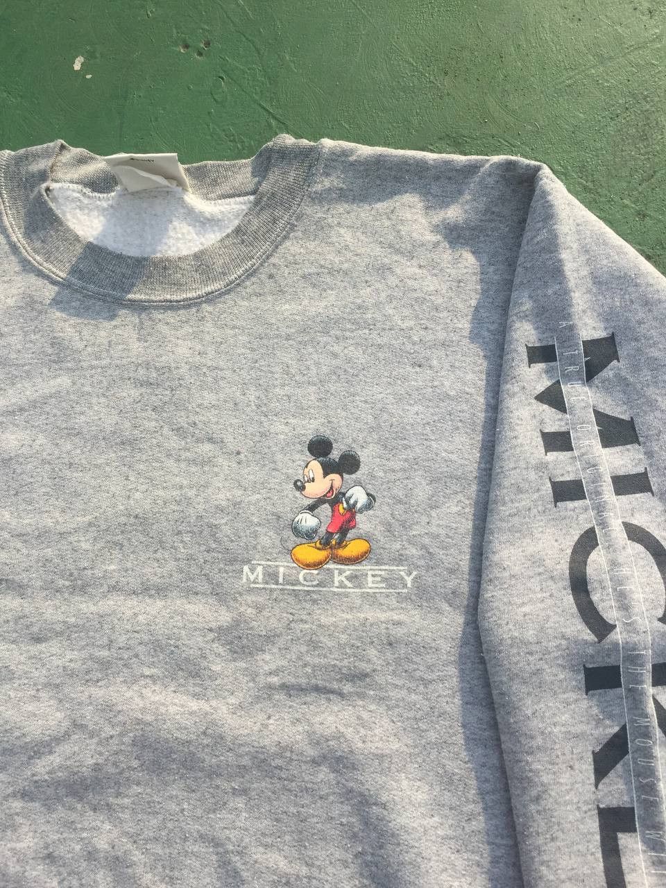 Disney Vintage Mickey Mouse 90s Graphic Sweatshirt Size US S / EU 44-46 / 1 - 3 Thumbnail