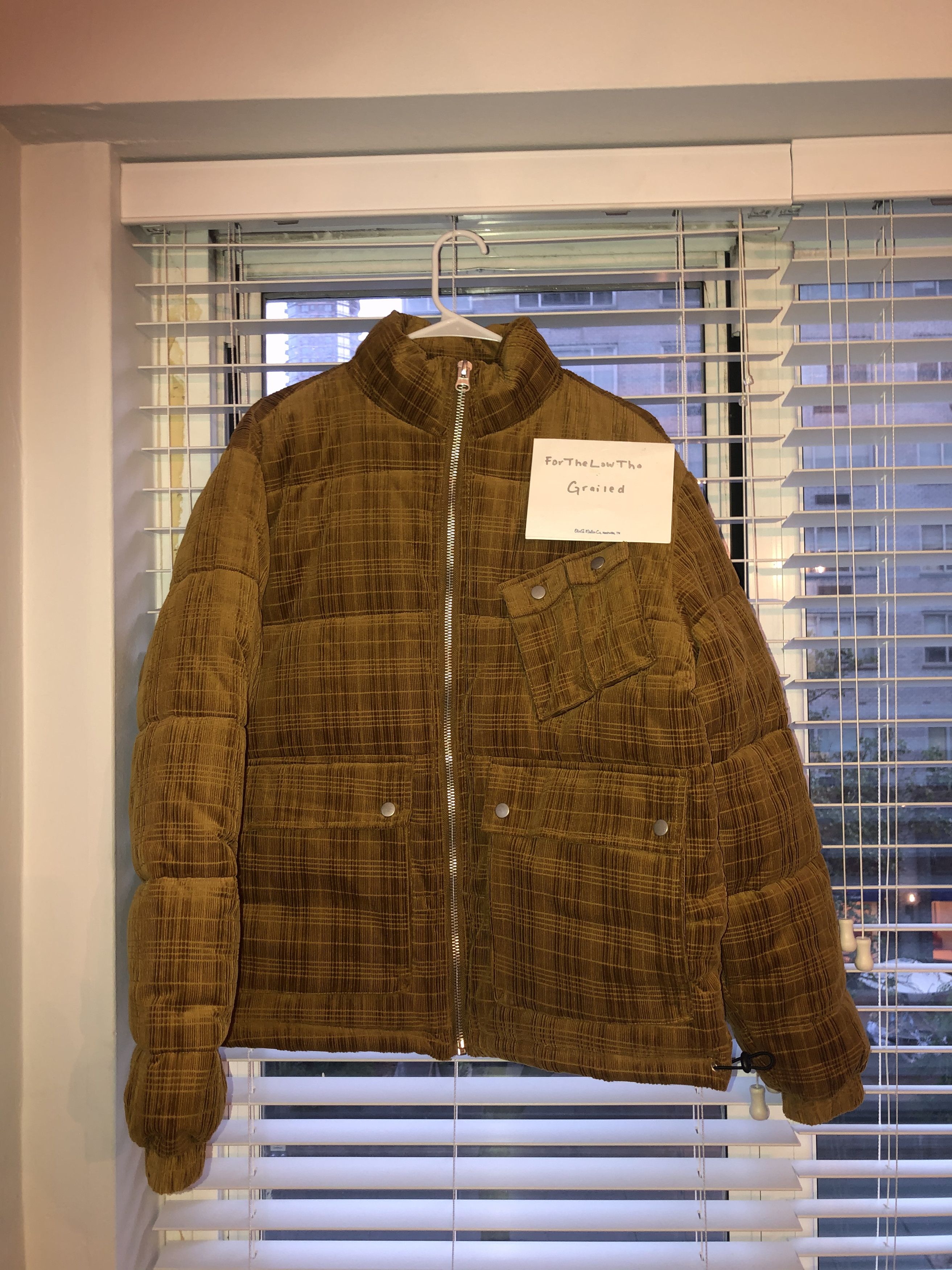 Urban Outfitters Debossed Corduroy Cozy Brown Puffer Jacket Size US M / EU 48-50 / 2 - 1 Thumbnail