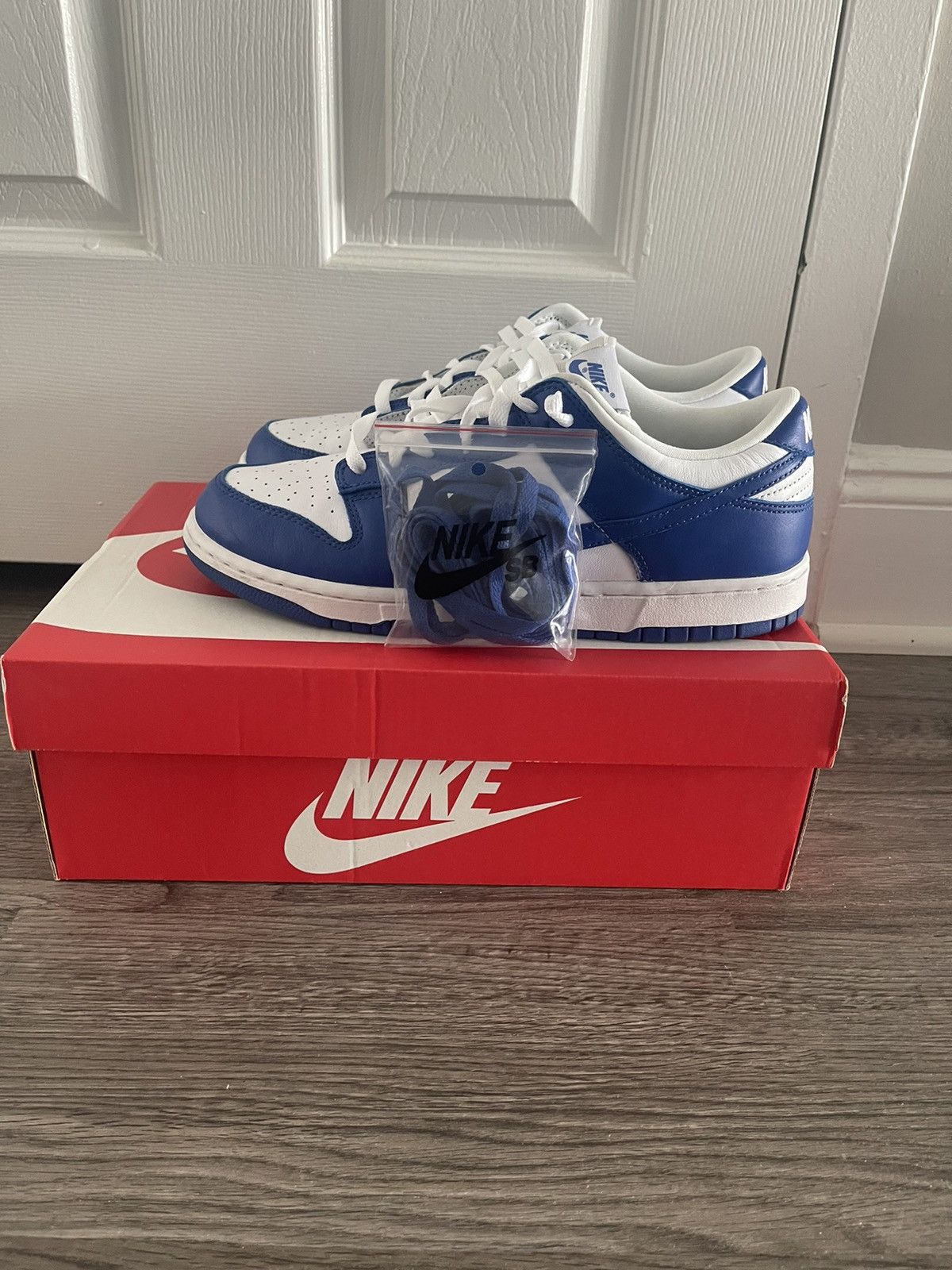 Nike Nike Dunk Low Low SP “Kentucky” Blue Size US 10.5 / EU 43-44 - 7 Thumbnail