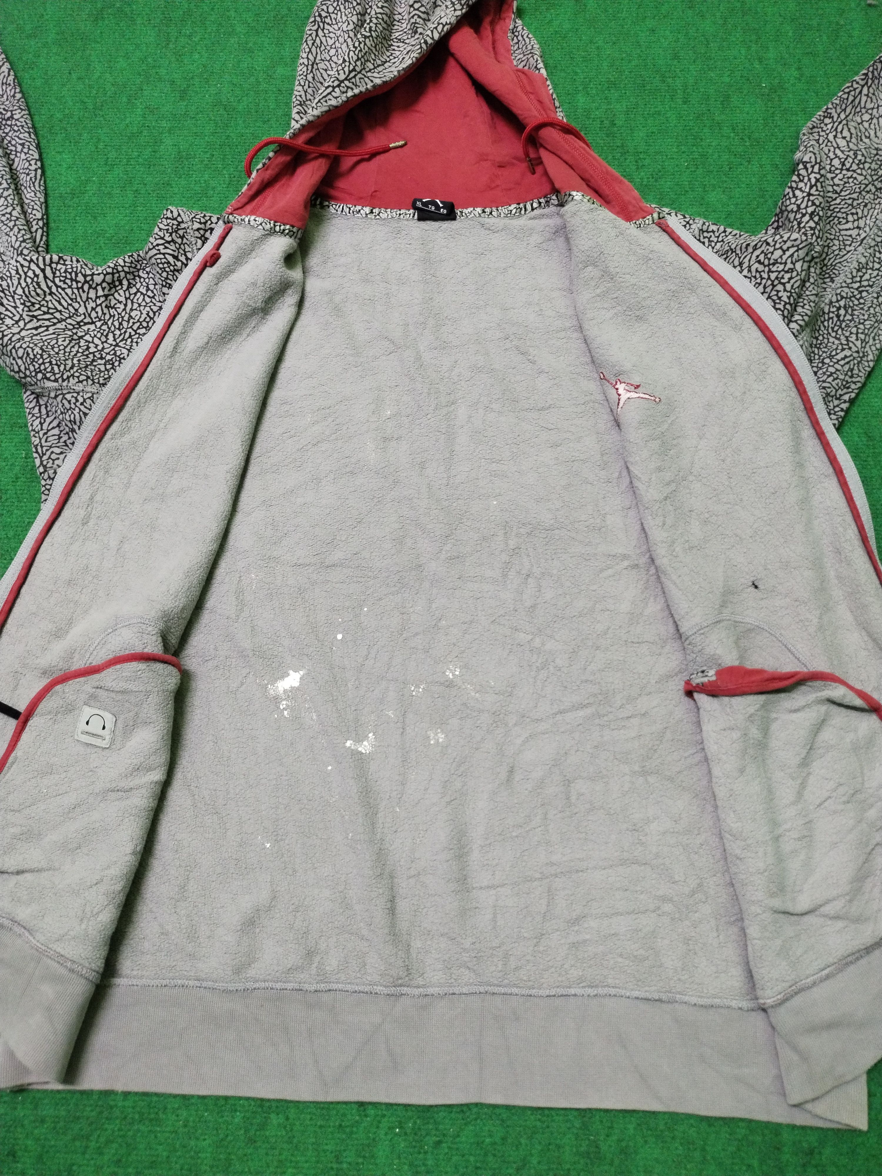 Jordan Brand × NBA Vintage Sweatshirt Hoodie Air Jordan Very Nice Design Size US XL / EU 56 / 4 - 15 Thumbnail