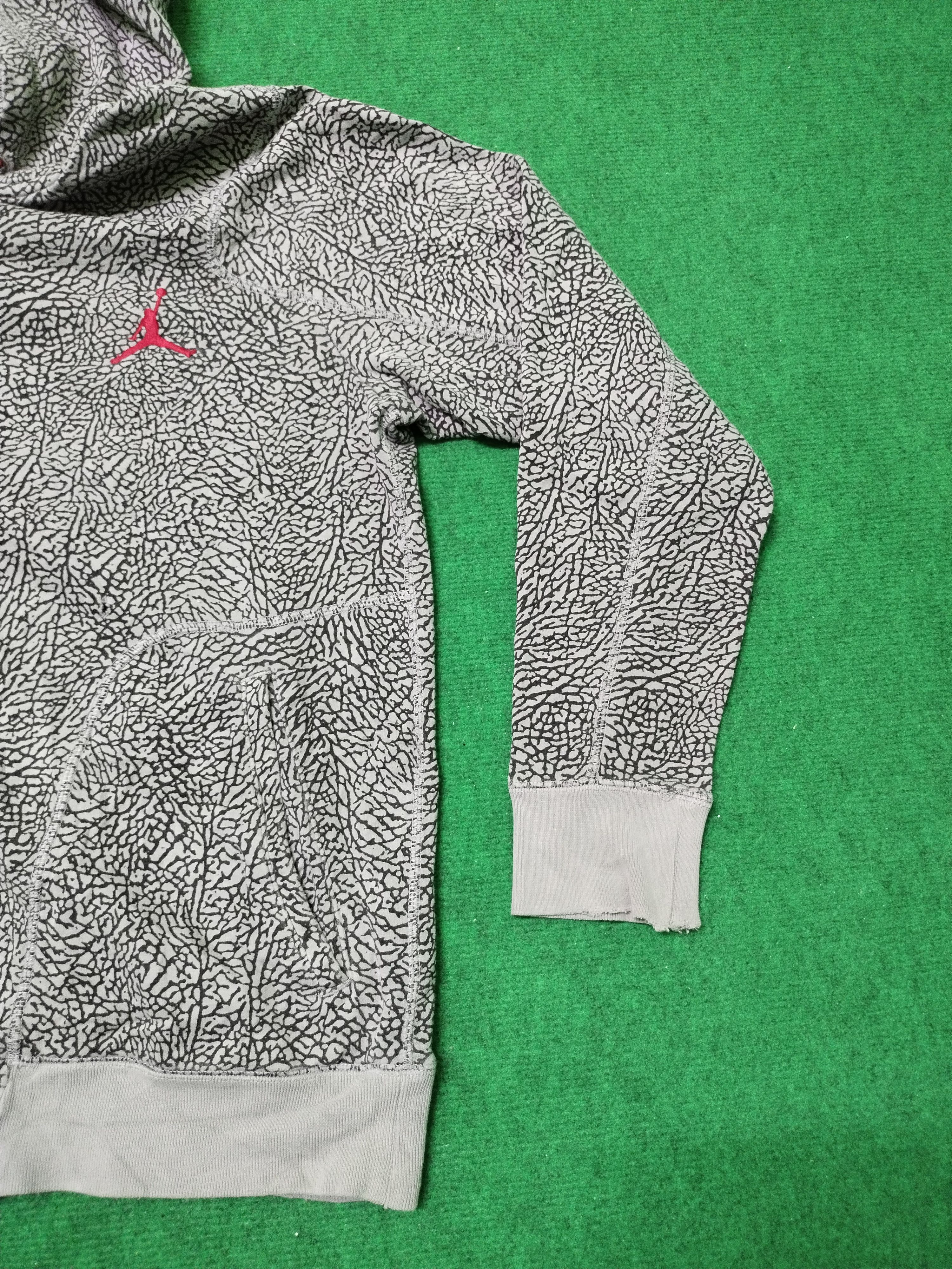 Jordan Brand × NBA Vintage Sweatshirt Hoodie Air Jordan Very Nice Design Size US XL / EU 56 / 4 - 6 Thumbnail