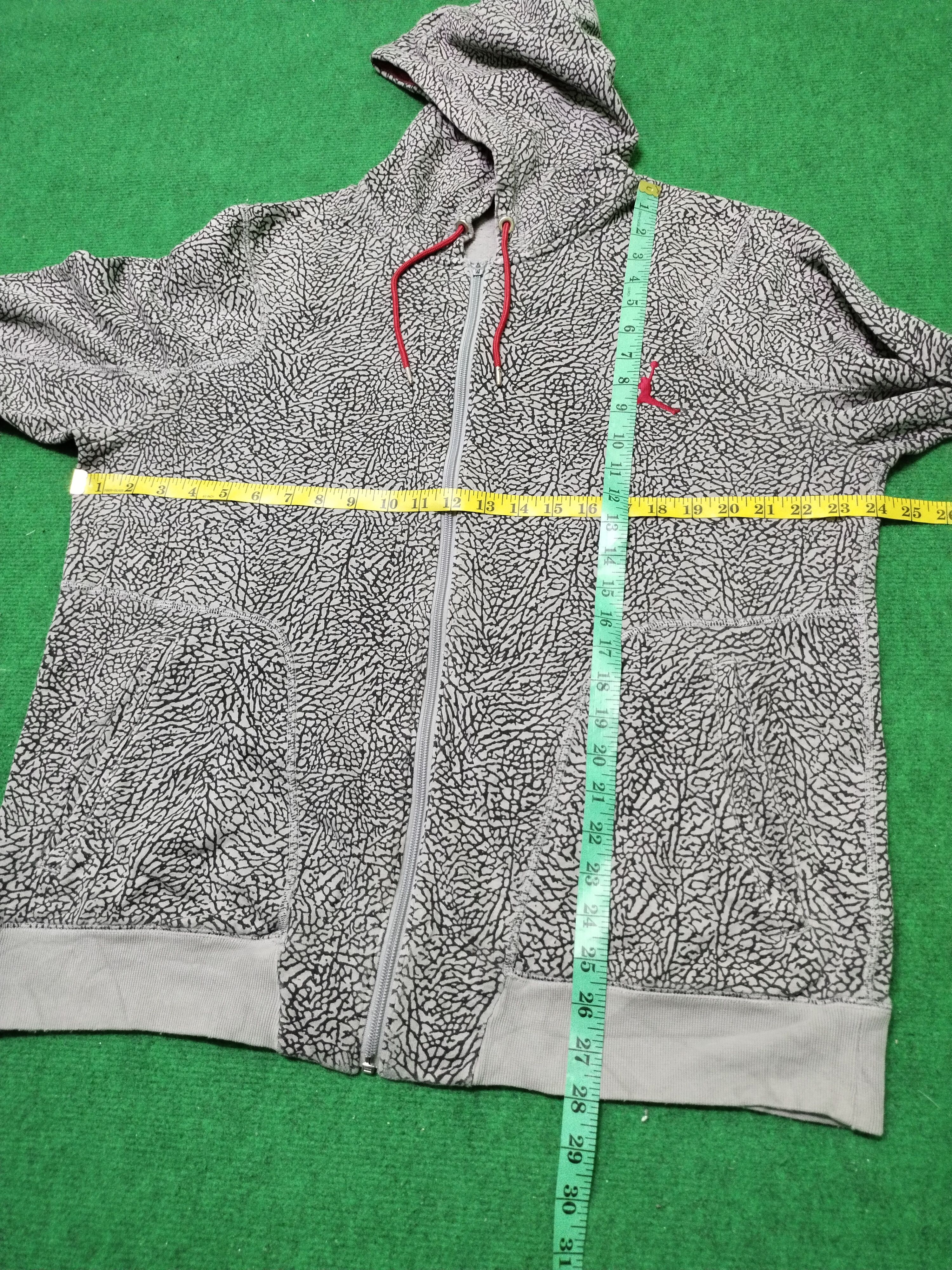Jordan Brand × NBA Vintage Sweatshirt Hoodie Air Jordan Very Nice Design Size US XL / EU 56 / 4 - 20 Thumbnail