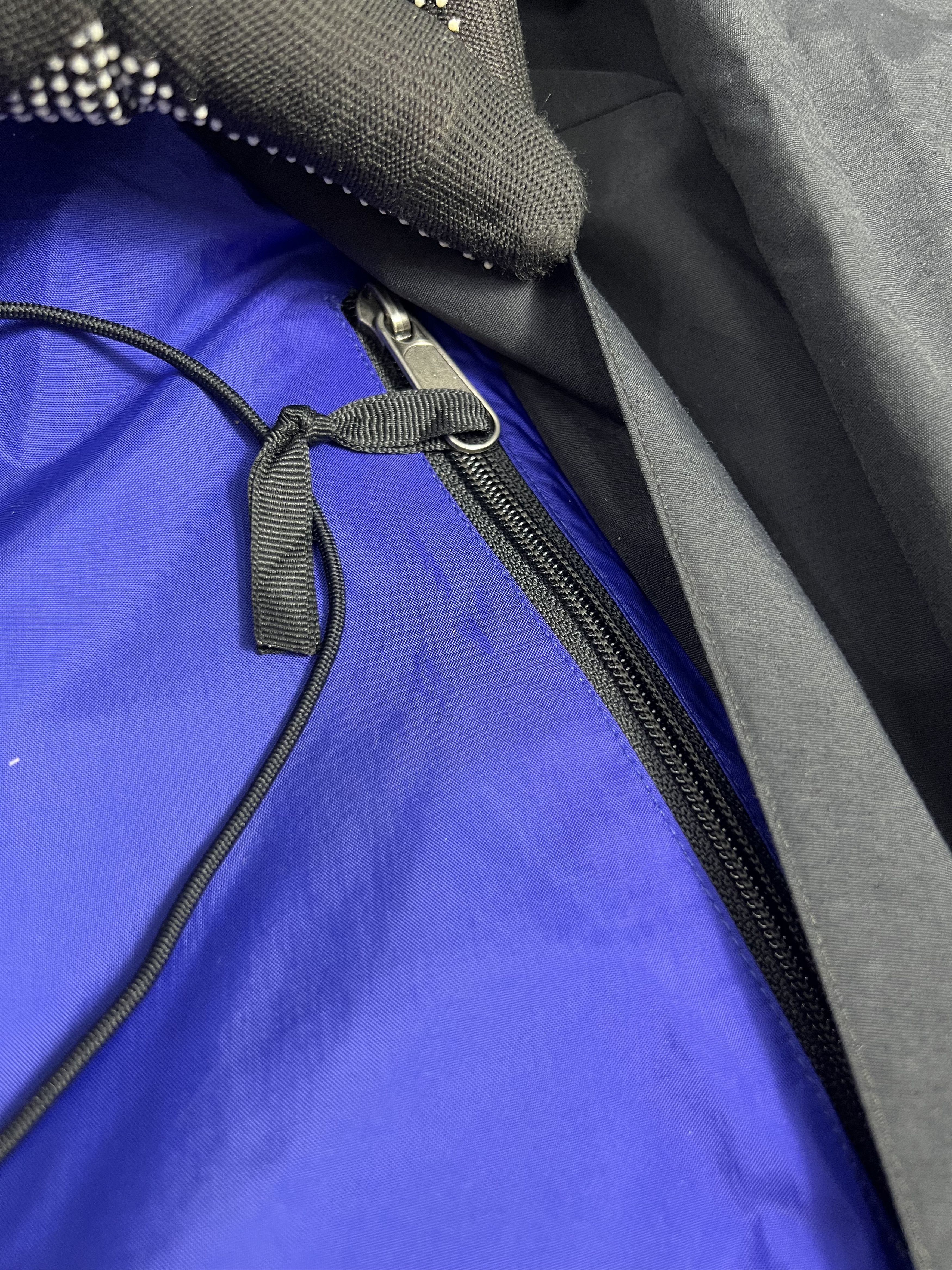 The North Face The North Face Gore-Tex Lined Nylon Parka (S) GTMD582 Size S / US 4 / IT 40 - 9 Thumbnail