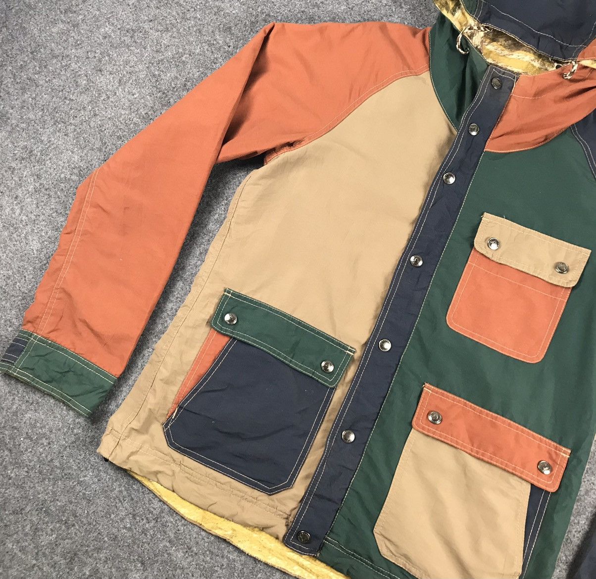 GRN × Japanese Brand 🔥Vintage Grn reversible colourful jacket🔥 Size US M / EU 48-50 / 2 - 3 Thumbnail