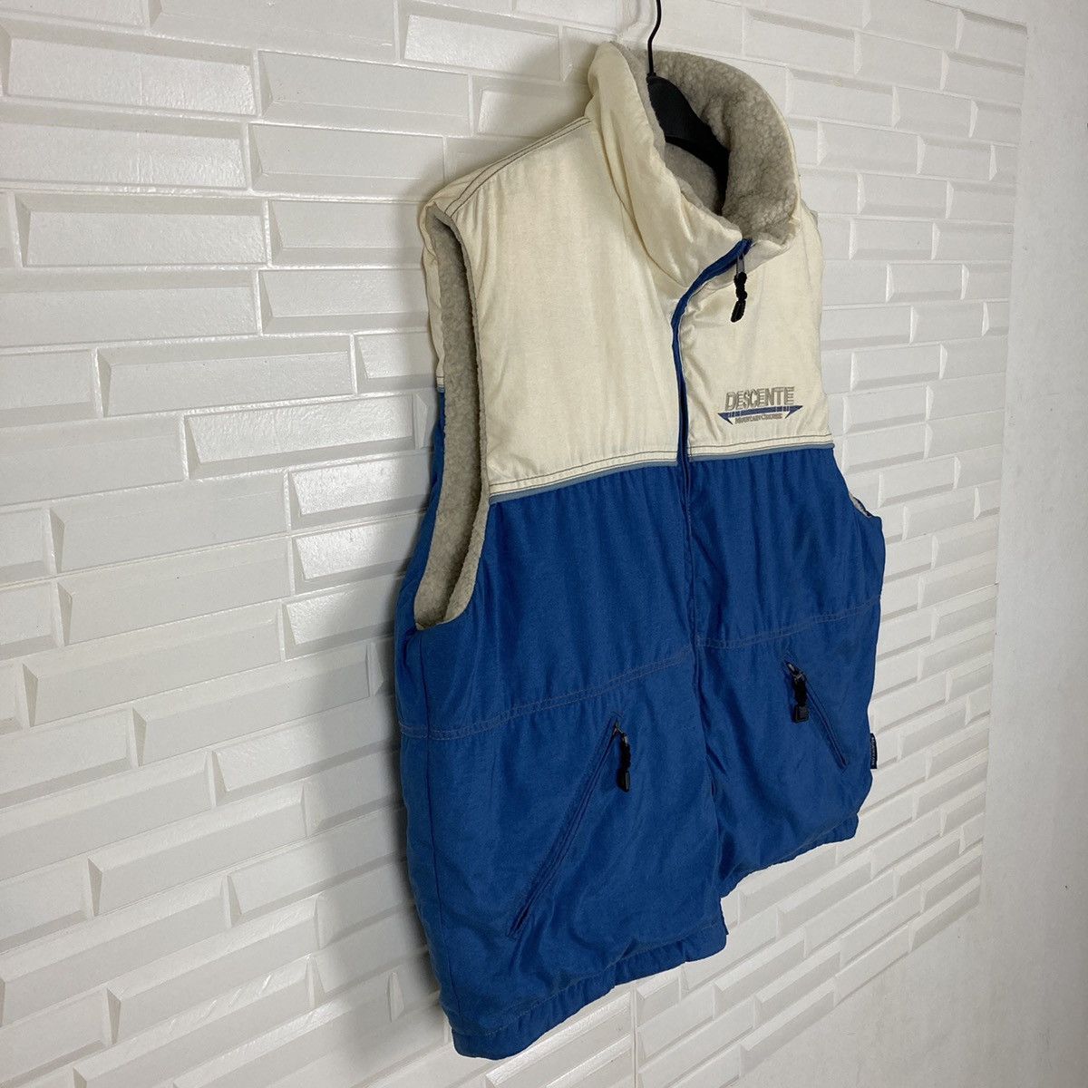 Descente Descente Mountain Cruise Sherpa Vest Size US L / EU 52-54 / 3 - 7 Thumbnail