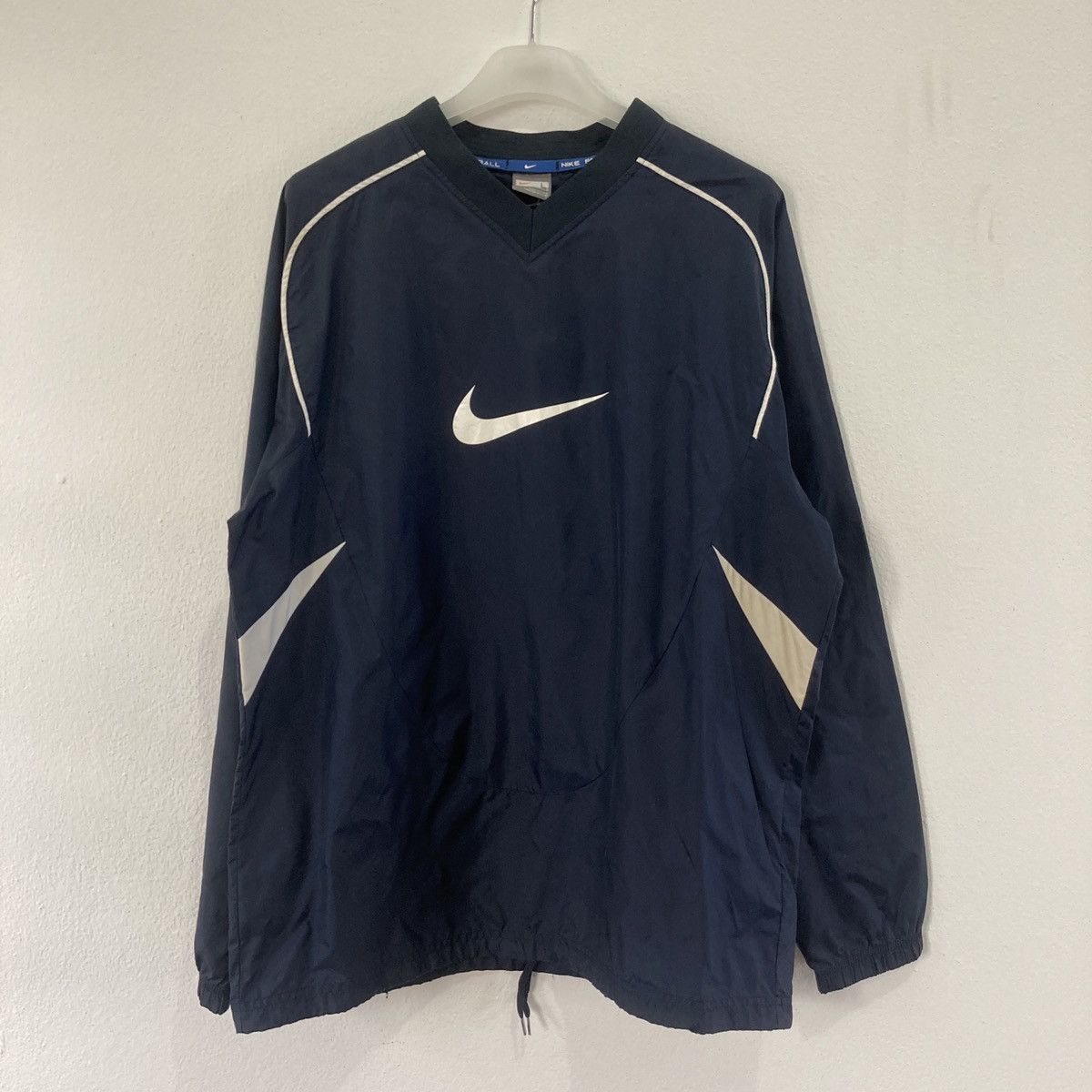 Nike NIKE FOOTBALL CENTRE SWOOSH WINDBREAKER Size US L / EU 52-54 / 3 - 2 Thumbnail