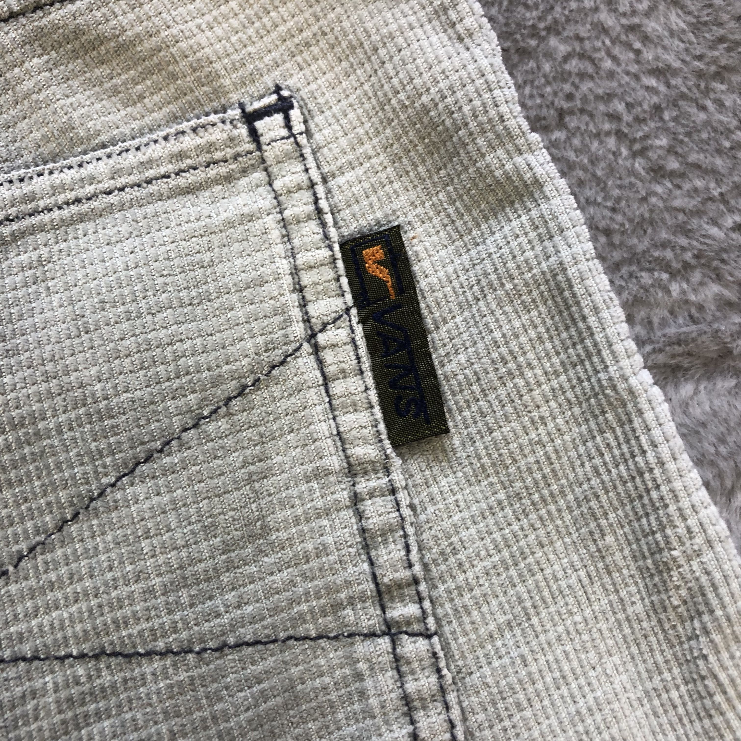 Vans TRASHED🔥 VANS USA SHORTS PANT #6966-103 Size US 29 - 14 Thumbnail