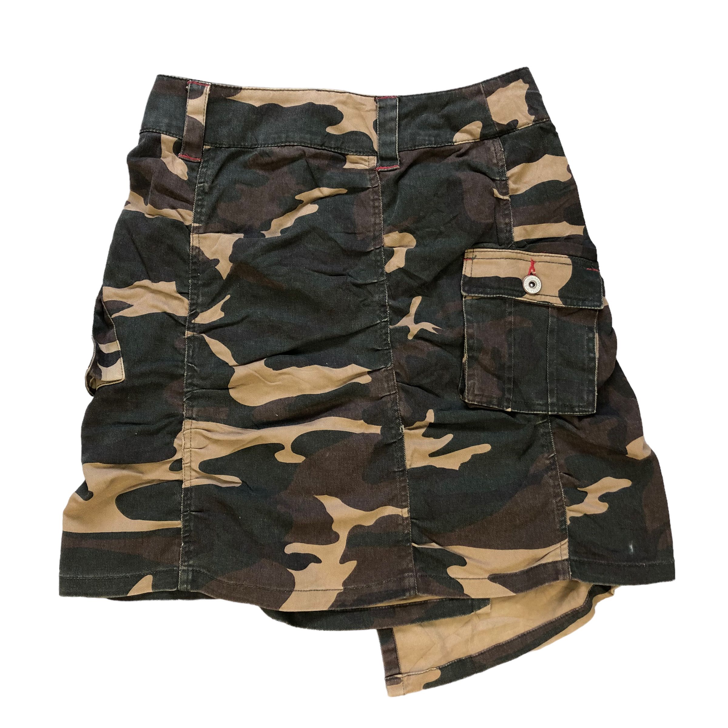 Japanese Brand CAMO MINI SKIRT ARMY STYLE #6967-103 Size 30" / US 8 / IT 44 - 10 Thumbnail