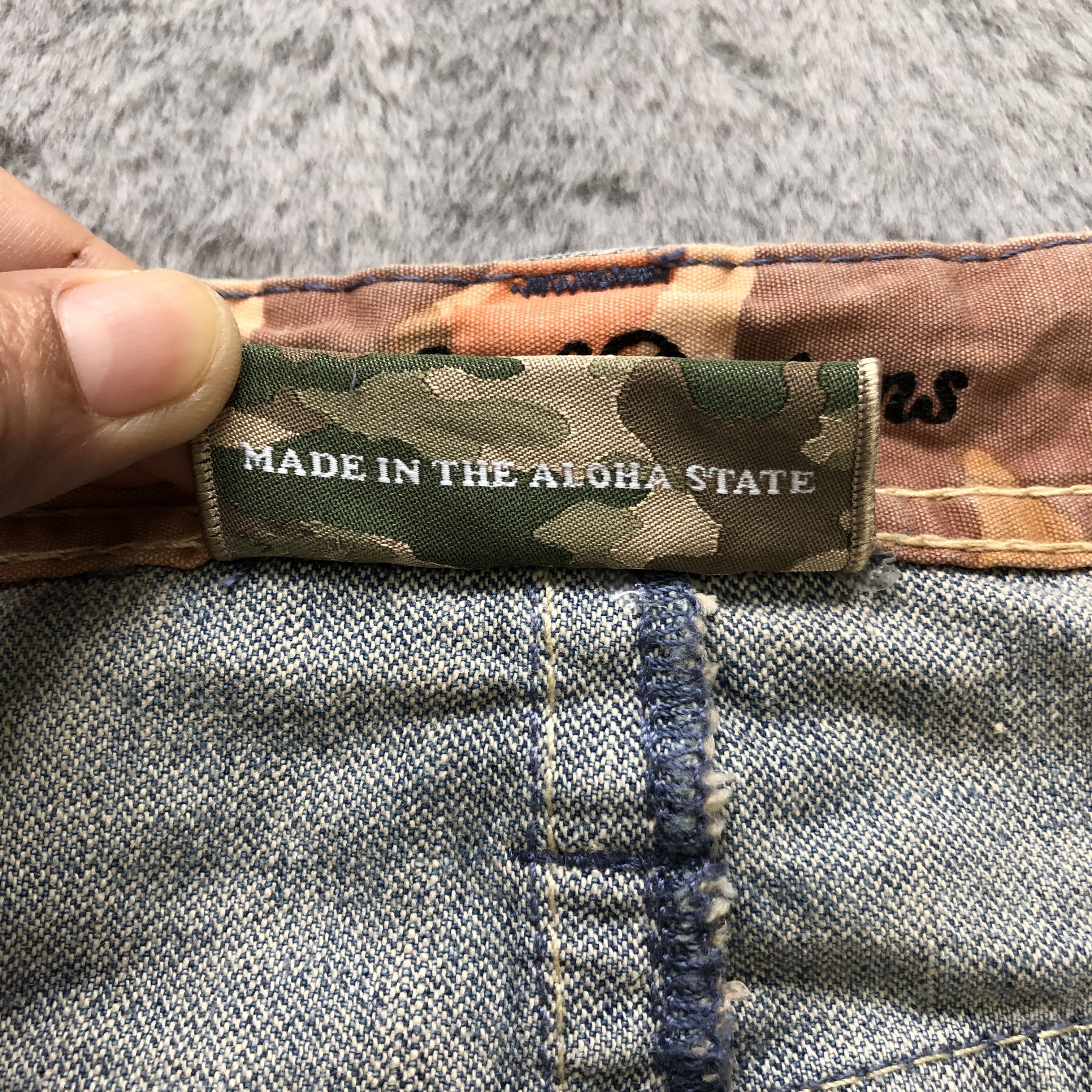 Vintage TRASHED🔥 T&C SURF DESIGNS DENIM PANTS #6971-103 Size US 31 - 9 Thumbnail