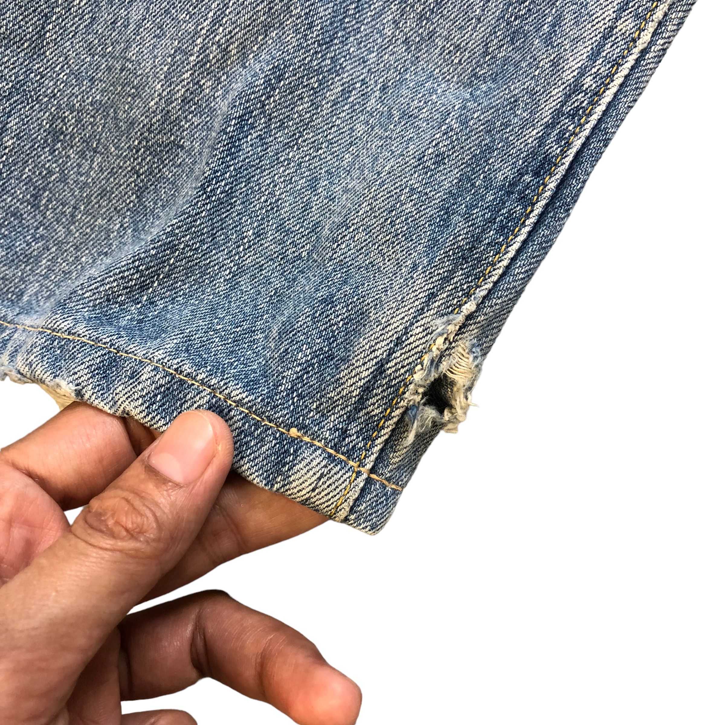 Lee TRASHED🔥 VINTAGE LEE RIDER LIGHT WASH DENIM PANTS #6980-103 Size US 37 - 10 Thumbnail