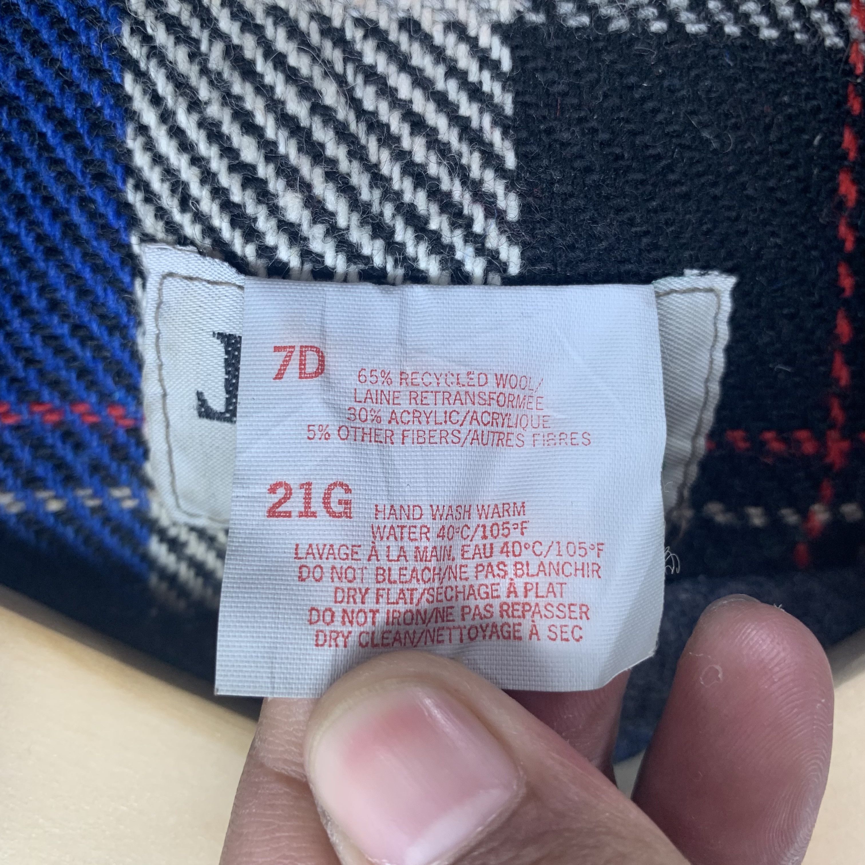 Flannel Codet Made in Canada Classic Wool Tartan Flannel #3505-125 Size US M / EU 48-50 / 2 - 5 Thumbnail
