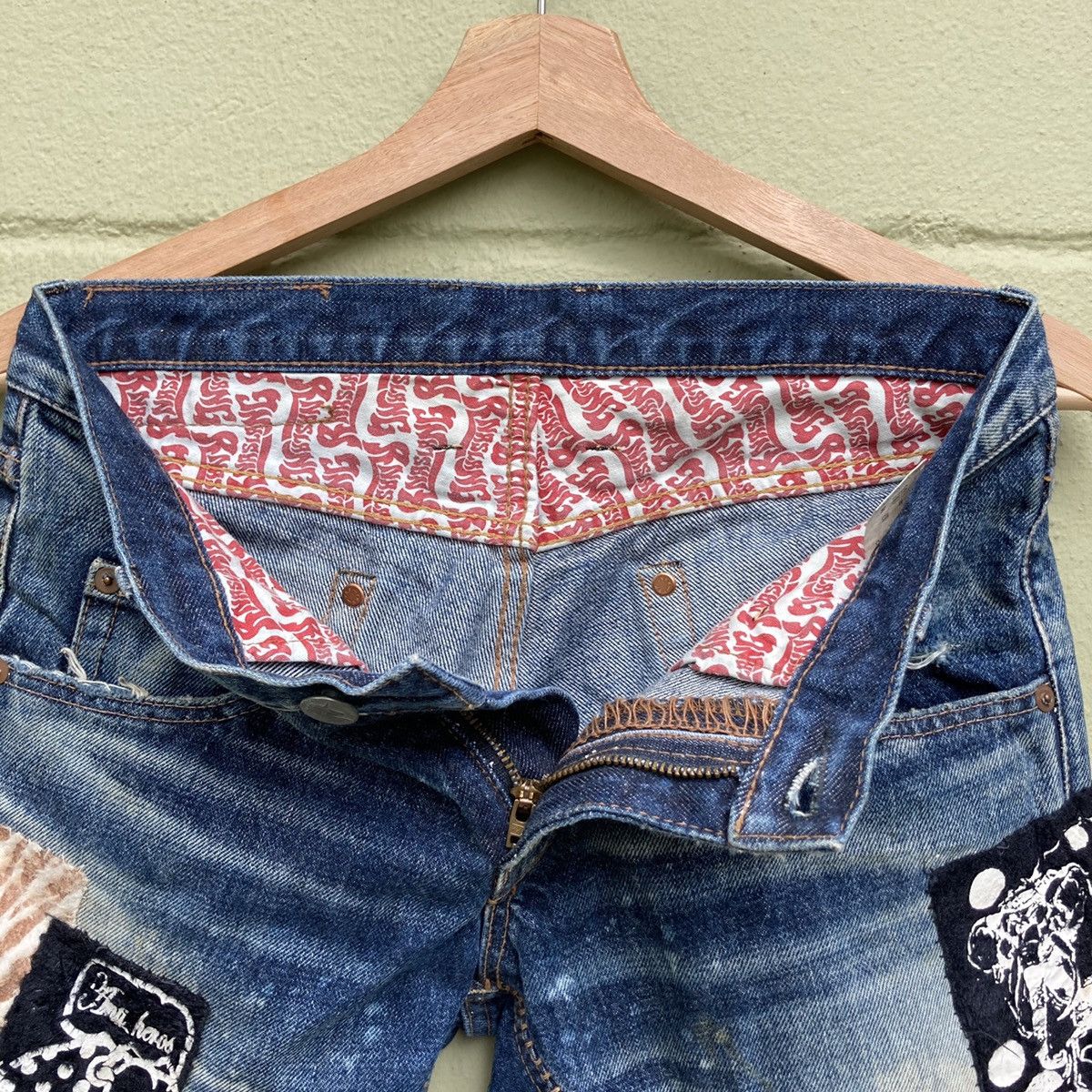 Japanese Brand 🔥LAST PRICE🔥 RNA Inc. Distressed Jeans Size US 31 - 13 Thumbnail