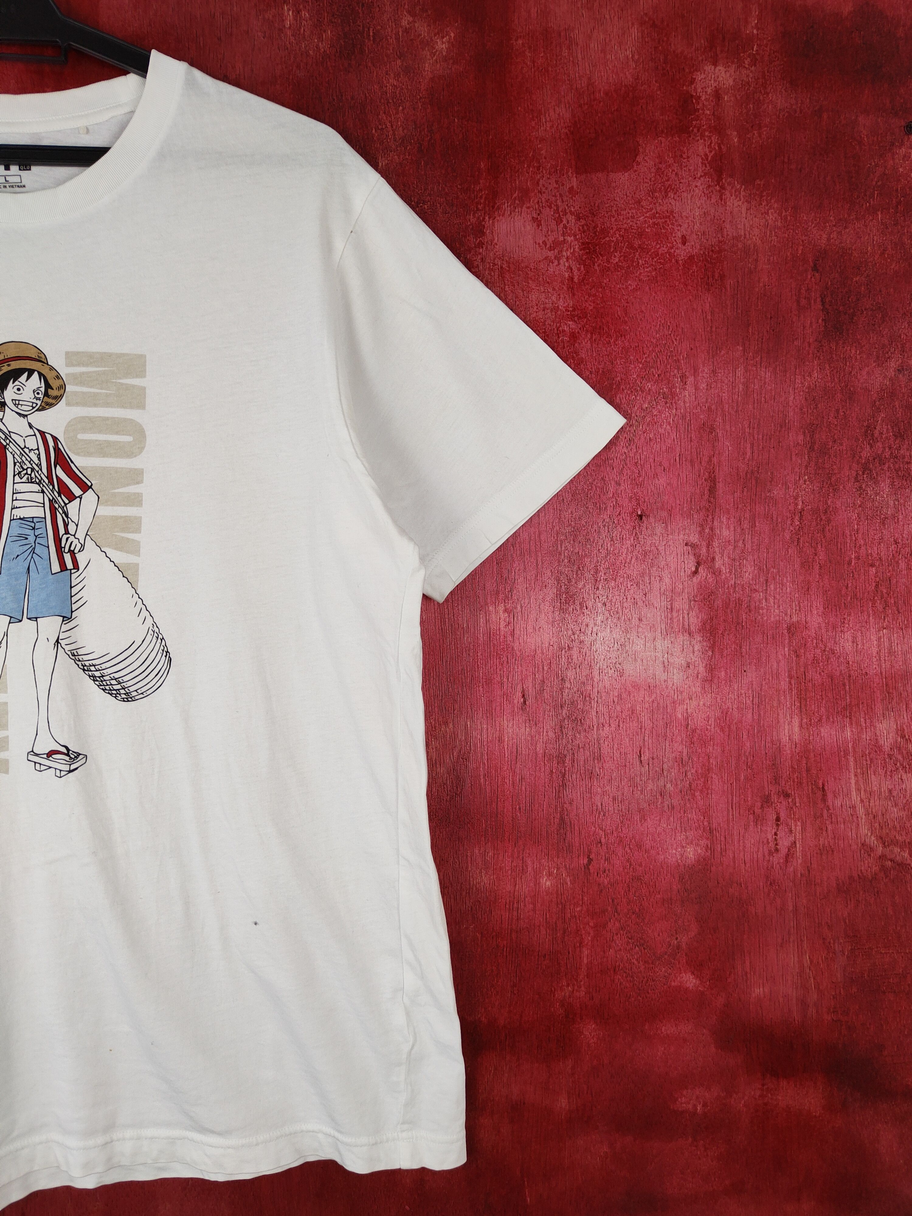 One Piece DL Uniqlo X One Piece White T-shirt #S359 Size US L / EU 52-54 / 3 - 4 Thumbnail