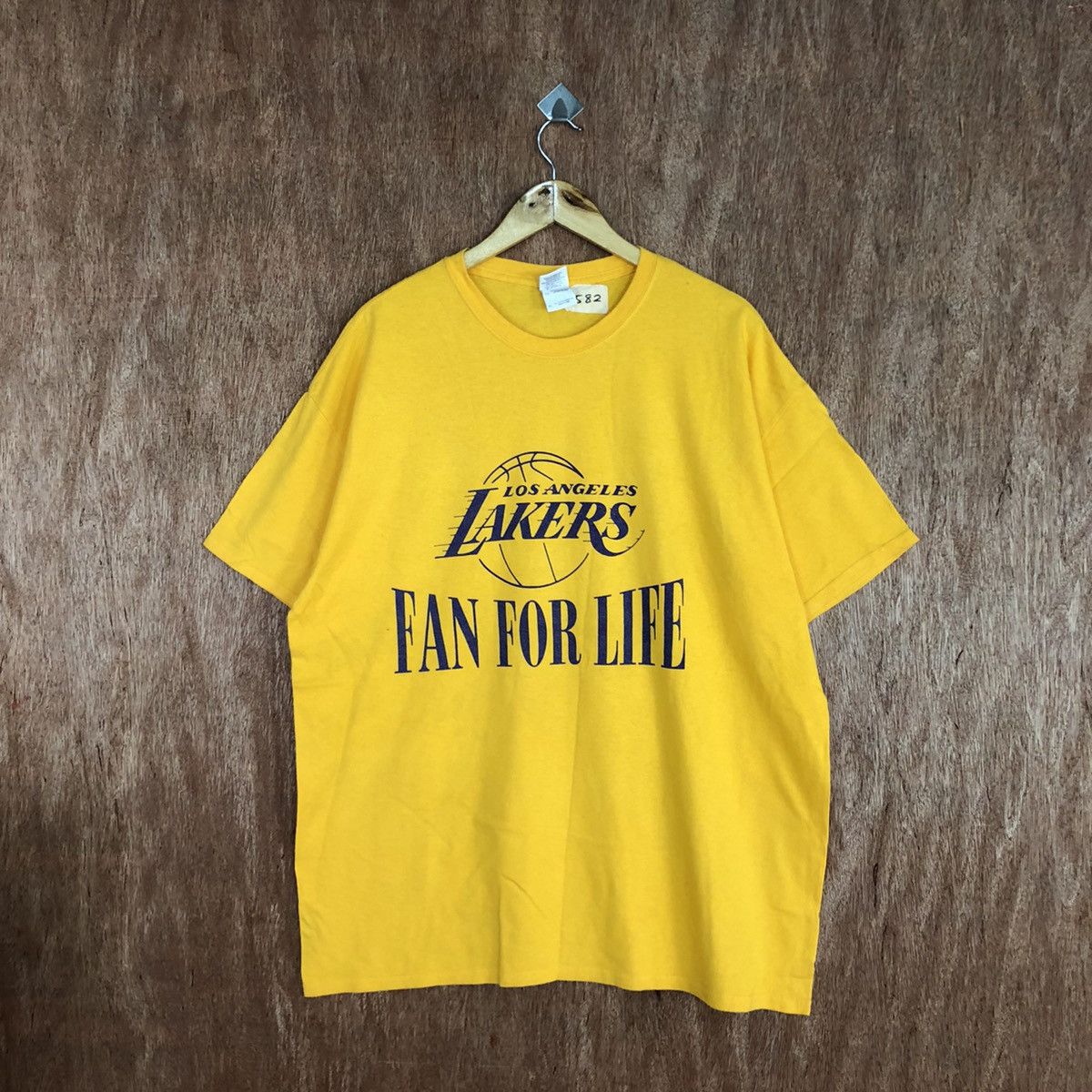 Los Angeles Apparel × NBA × Vintage Los Angeles Lakers fan for life Yellow Tshirt #3582 Size US XL / EU 56 / 4 - 3 Thumbnail