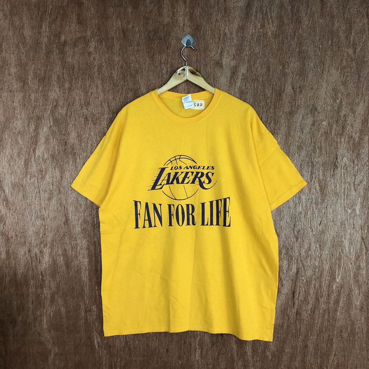 Los Angeles Apparel × NBA × Vintage Los Angeles Lakers fan for life Yellow Tshirt #3582 Size US XL / EU 56 / 4 - 1 Thumbnail