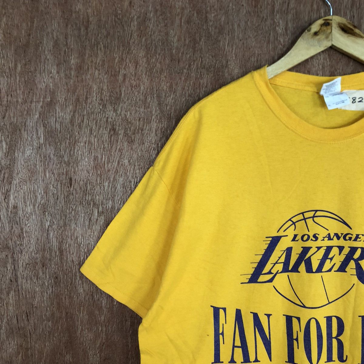 Los Angeles Apparel × NBA × Vintage Los Angeles Lakers fan for life Yellow Tshirt #3582 Size US XL / EU 56 / 4 - 5 Thumbnail