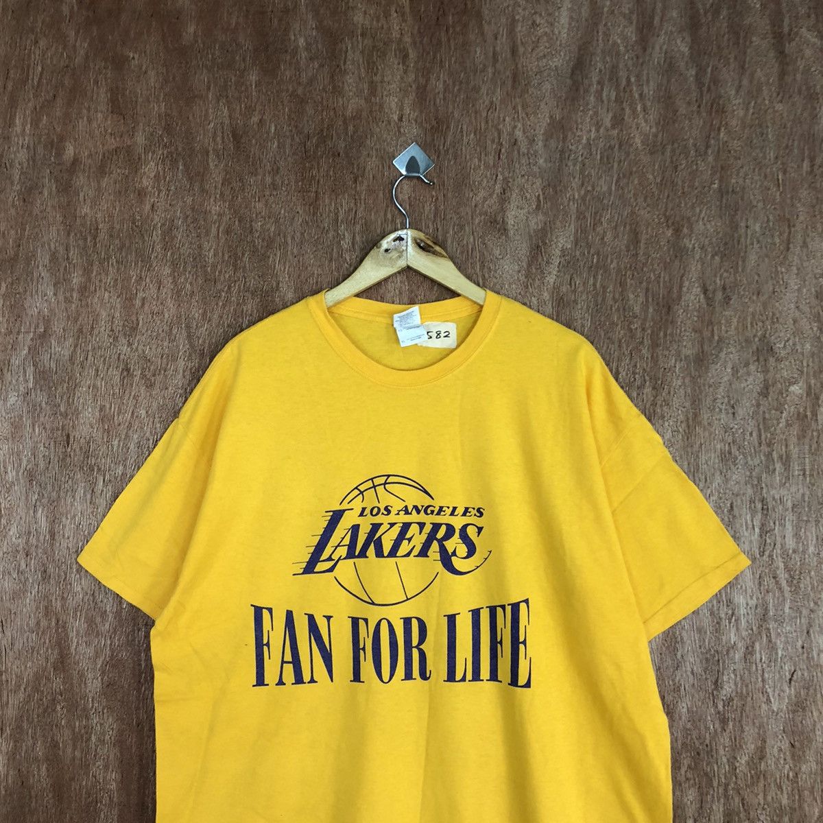 Los Angeles Apparel × NBA × Vintage Los Angeles Lakers fan for life Yellow Tshirt #3582 Size US XL / EU 56 / 4 - 2 Thumbnail