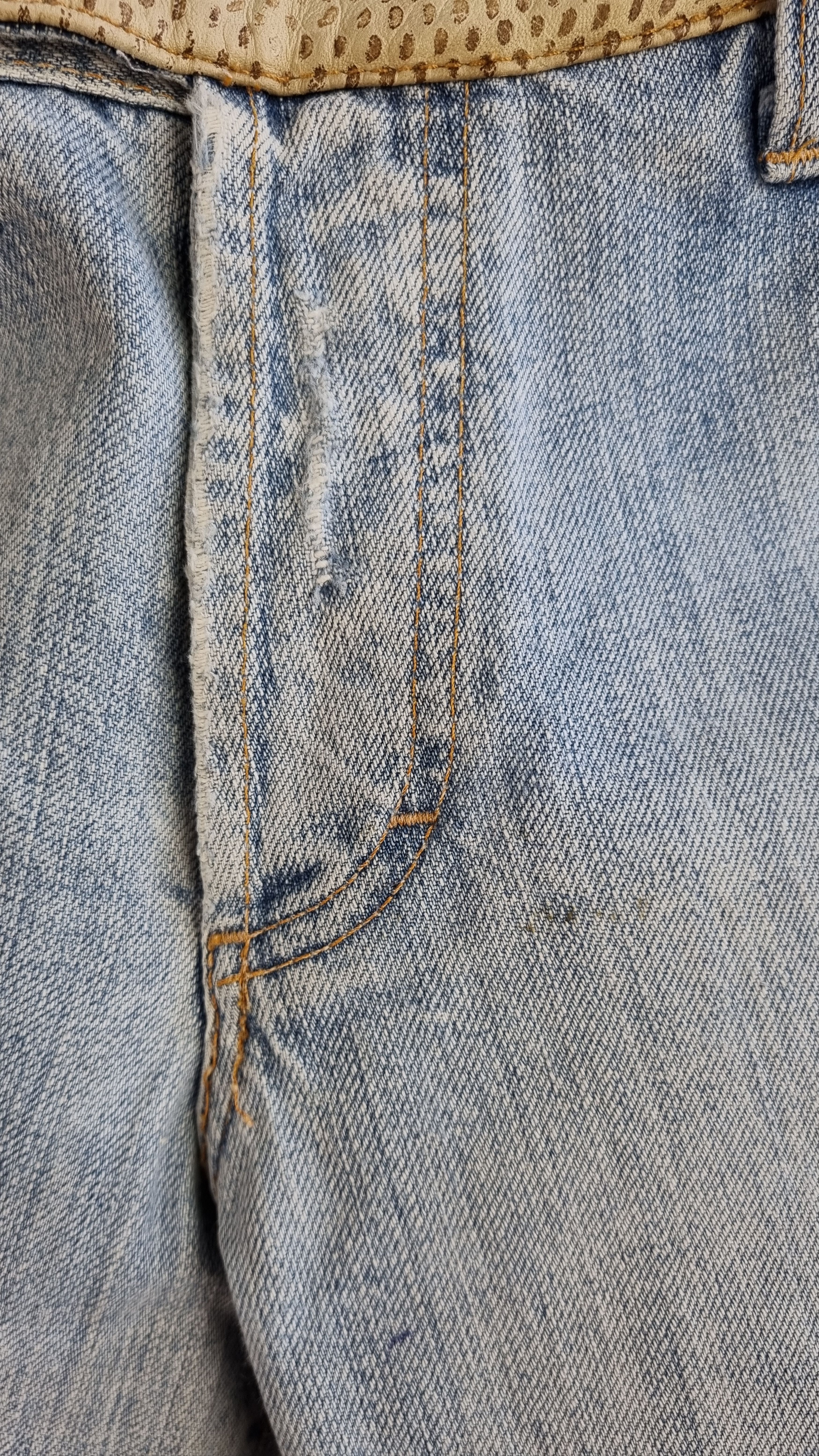Dolce & Gabbana × Vintage Snake Skin Appliance Dolce & Gabbana Ripped Design Jeans Size US 32 / EU 48 - 15 Thumbnail
