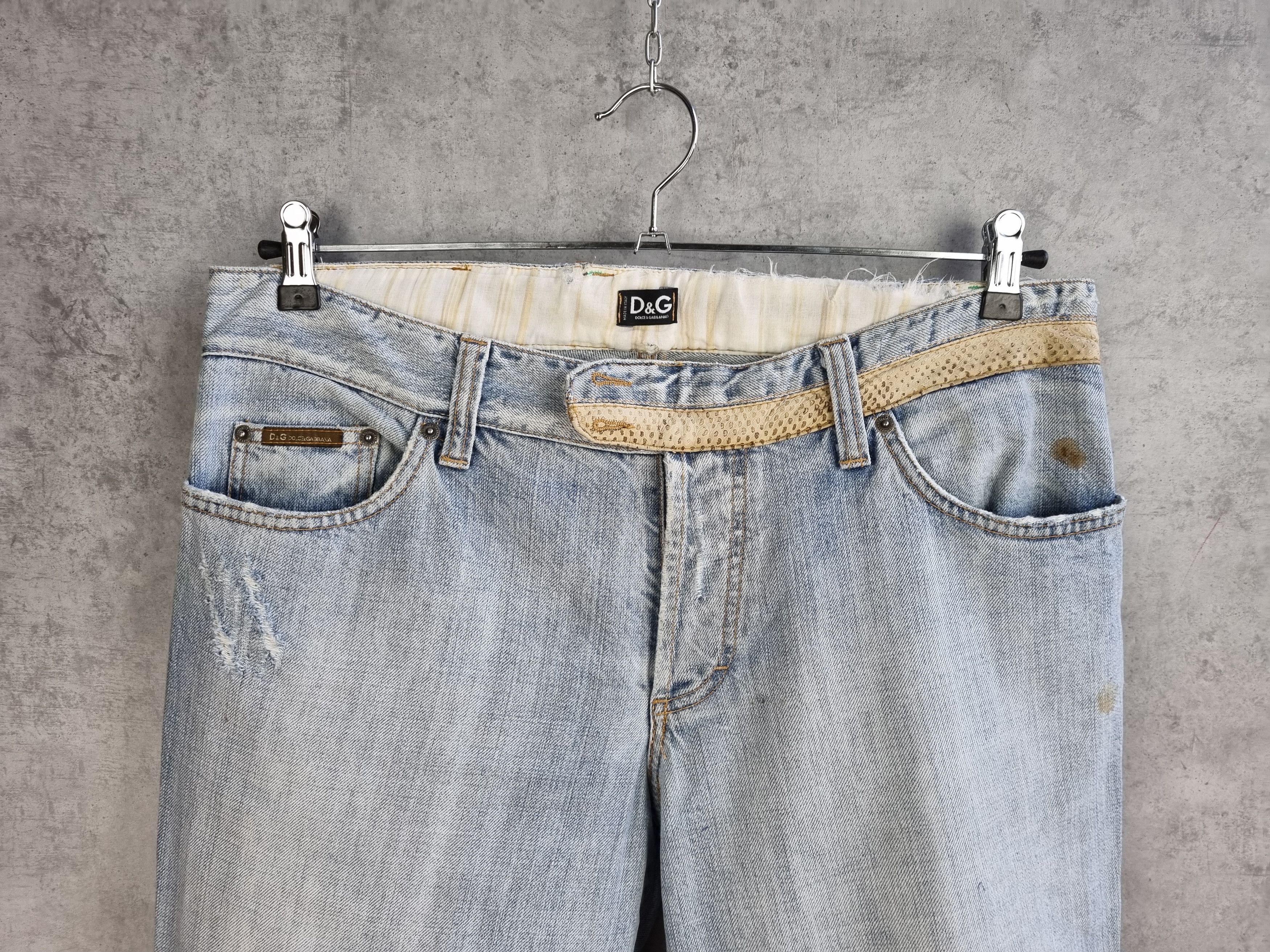 image of Dolce Gabbana x Vintage Snake Skin Appliance Dolce & Gabbana Ripped Design Jeans in Stonewash (Size