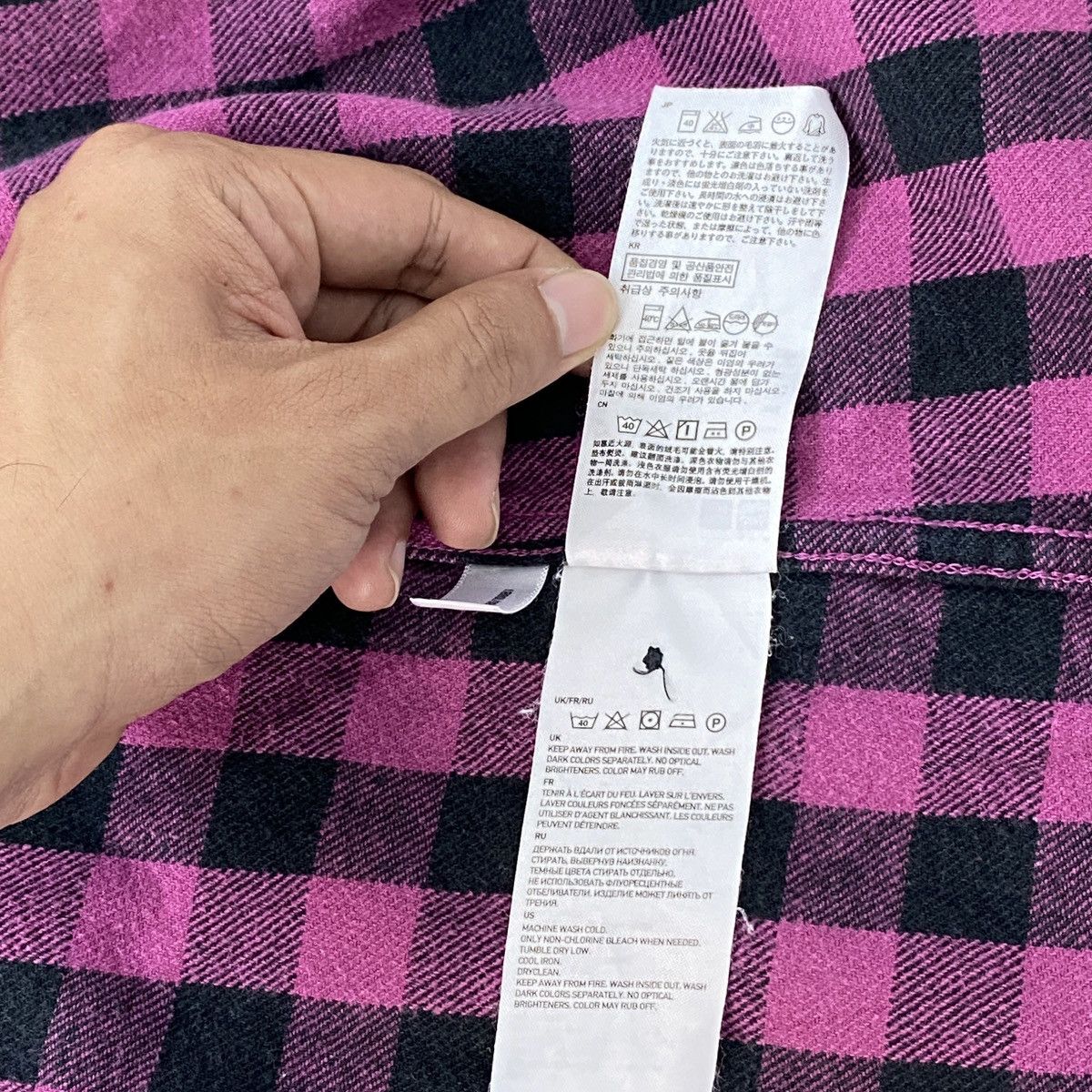 Flannel 🔥LAST PRICE🔥 Vintage Uniqlo Flannel Shirt Since 1984 Size US XL / EU 56 / 4 - 16 Thumbnail