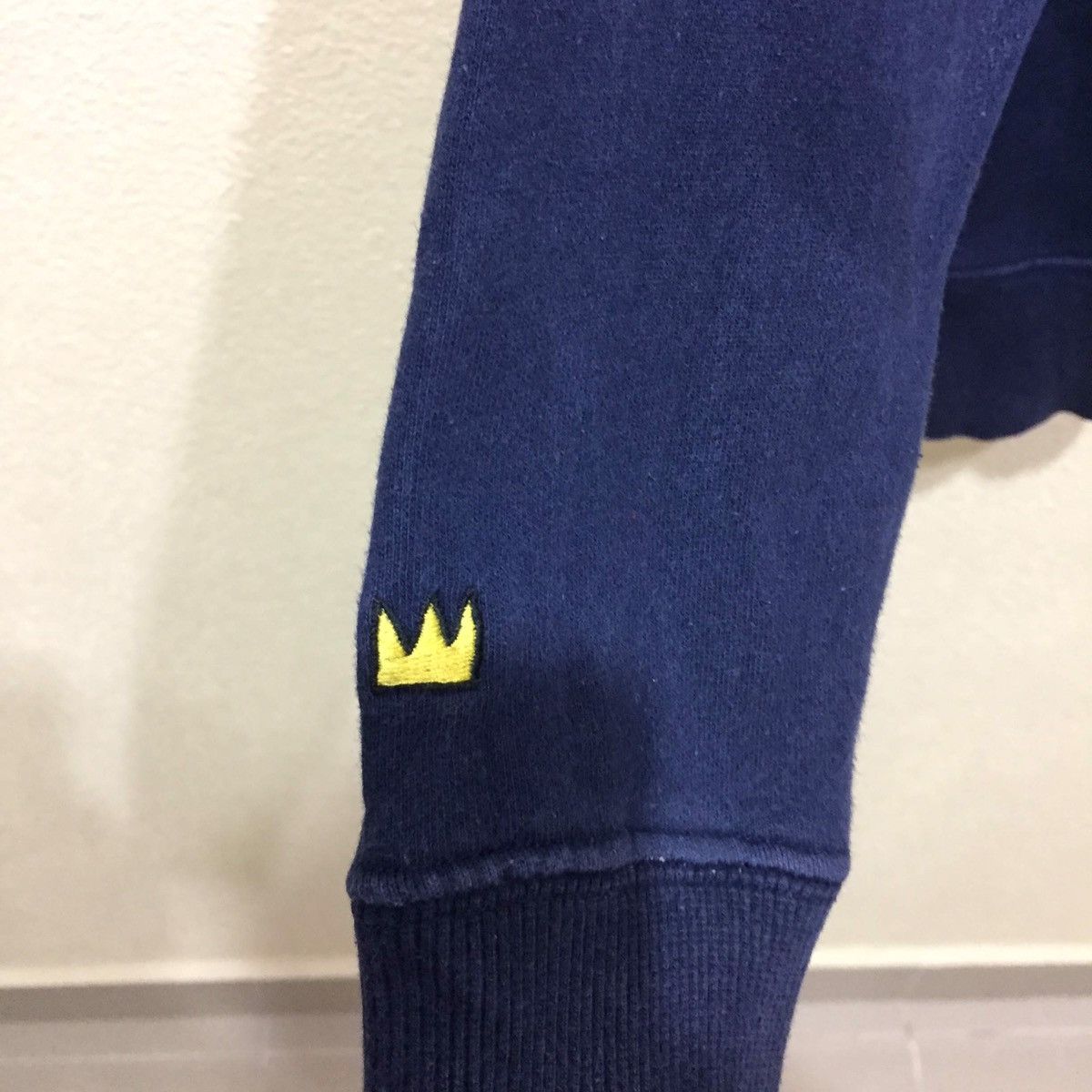 Jean-Michel Basquiat × Uniqlo Uniqlo Sweatshirt Hoodie Jean Michel Basquiat size M Size US M / EU 48-50 / 2 - 7 Thumbnail