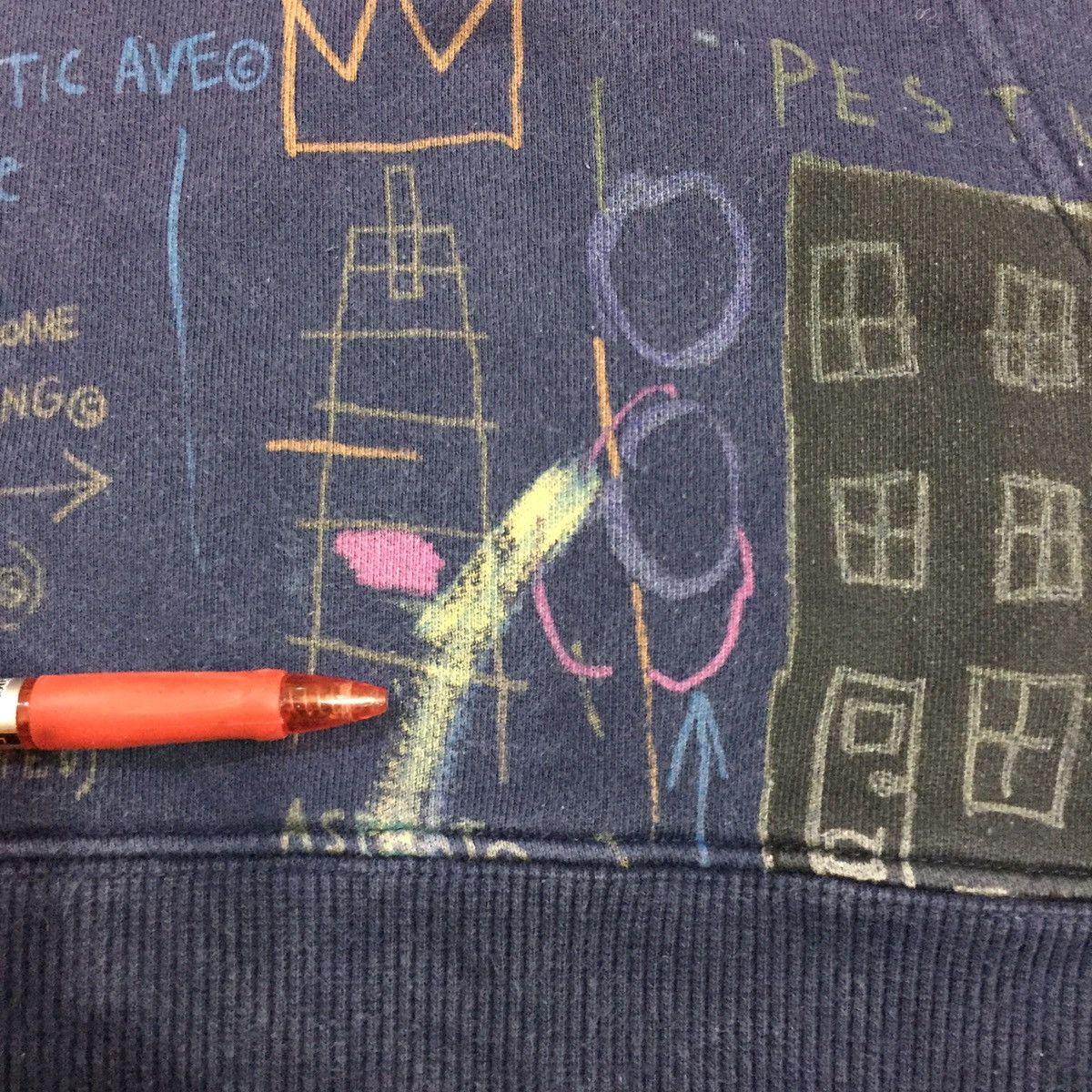 Jean-Michel Basquiat × Uniqlo Uniqlo Sweatshirt Hoodie Jean Michel Basquiat size M Size US M / EU 48-50 / 2 - 11 Thumbnail