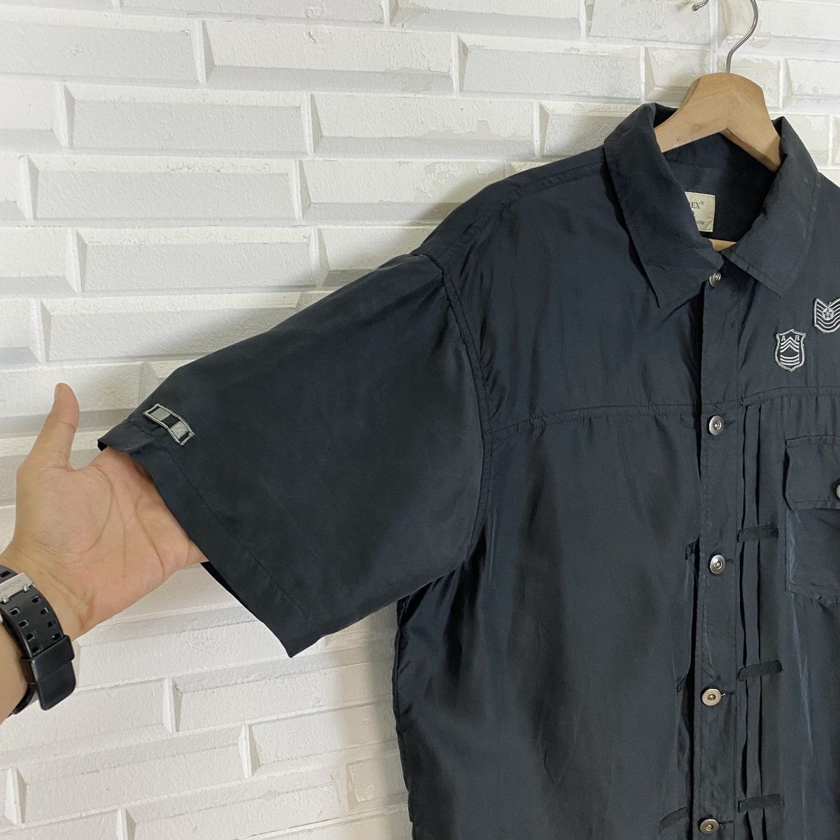 Avirex Avirex Silk Military Button Up Shirt Size US XL / EU 56 / 4 - 7 Thumbnail