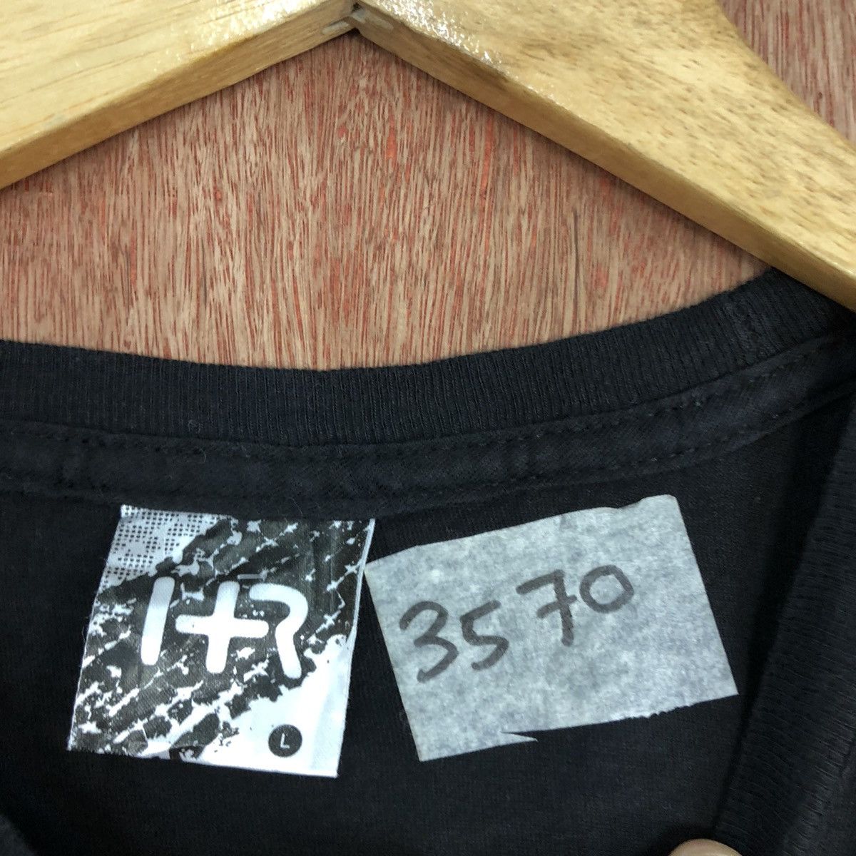 Japanese Brand Hit & Run Black Short Sleeve Tshirt #3570 Size US L / EU 52-54 / 3 - 10 Thumbnail