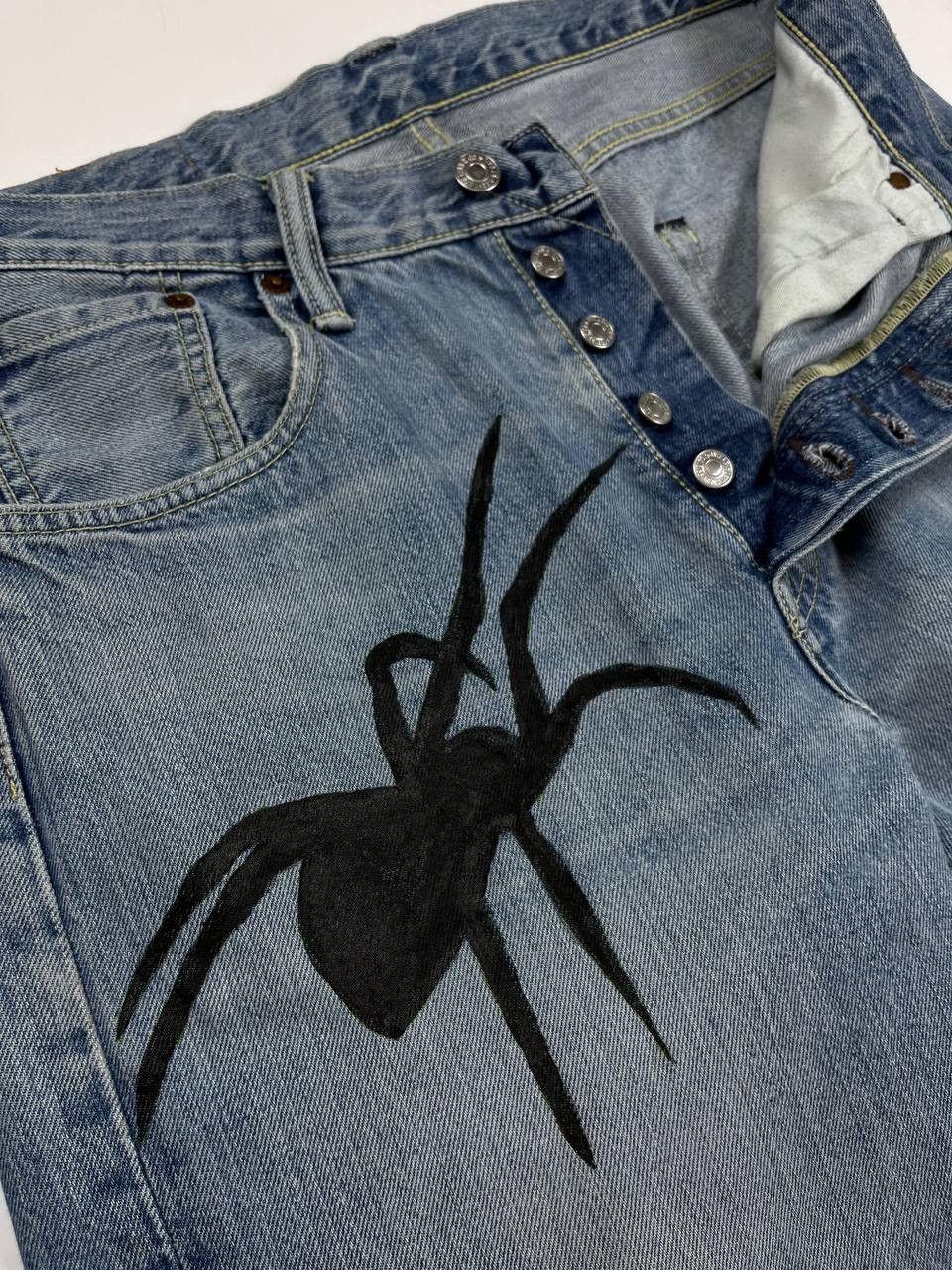 Levi's Levi’s 501 Vintage Denim Blue Jeans Custom Spider 30x32 Size US 32 / EU 48 - 4 Thumbnail