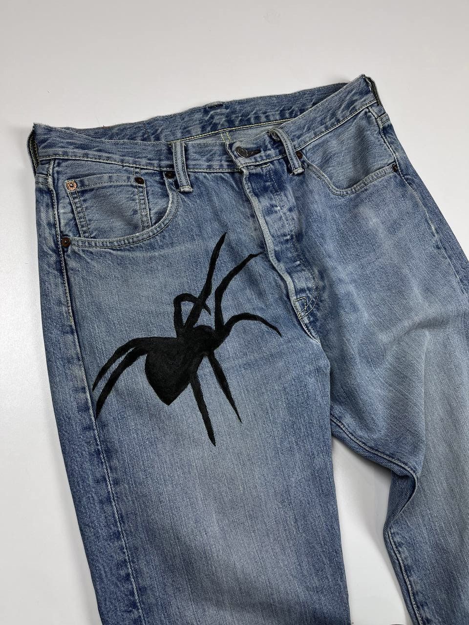 Levi's Levi’s 501 Vintage Denim Blue Jeans Custom Spider 30x32 Size US 32 / EU 48 - 3 Thumbnail