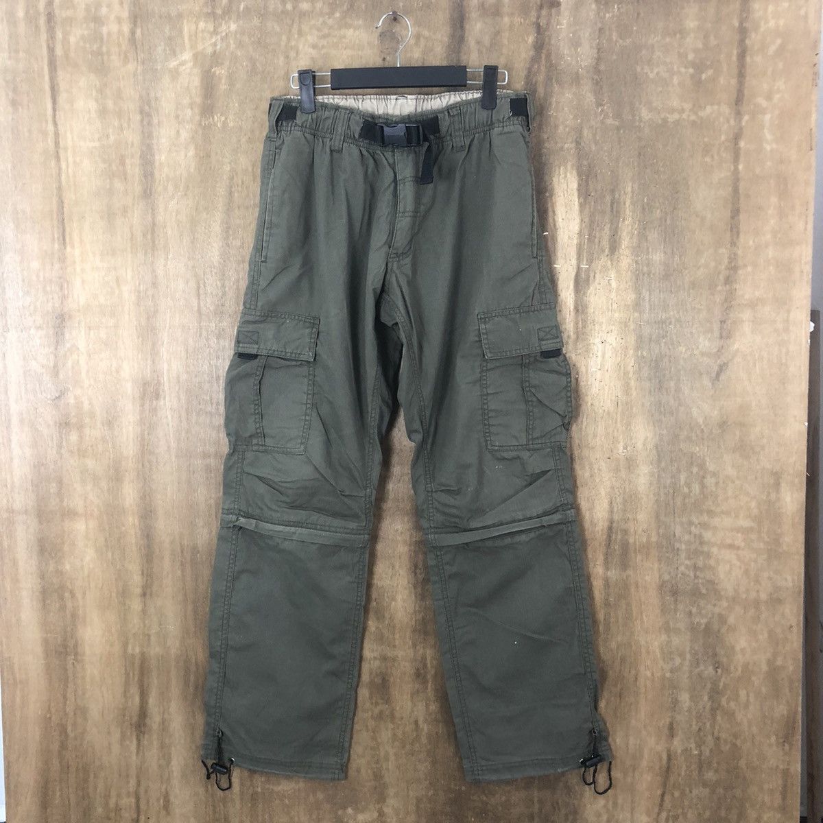 image of Designer Freude Dark Green Multipocket Cargo Pants 6289, Men's (Size 30)