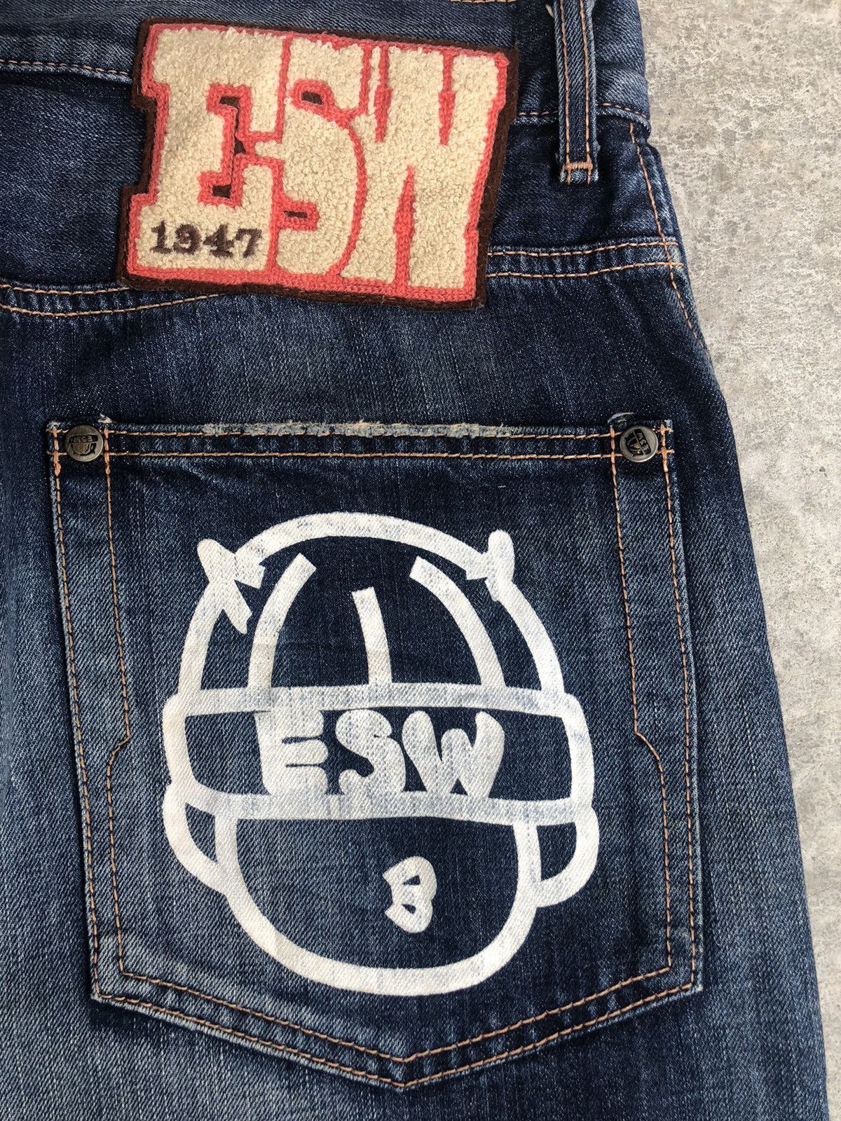 Edwin ESW Big Logo Distressed Jeans Patchwork Painted Size US 32 / EU 48 - 14 Thumbnail