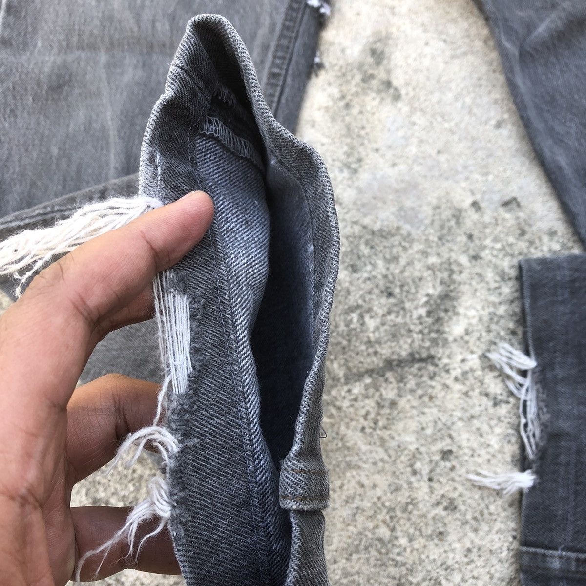 Levi's × Vintage 🔥Rare🔥Vintage Levis 501 Rips Distress Denim Jeans Size US 30 / EU 46 - 8 Thumbnail