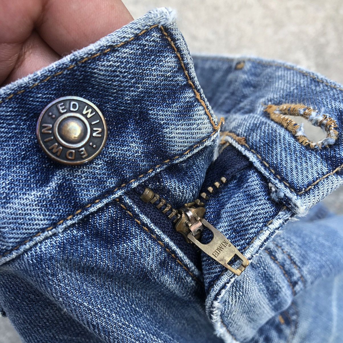 Edwin × Vintage 🔥Rare🔥Edwin 504 Stoned Wash Rips Distress Dirty Denim Jeans Size US 35 - 12 Thumbnail