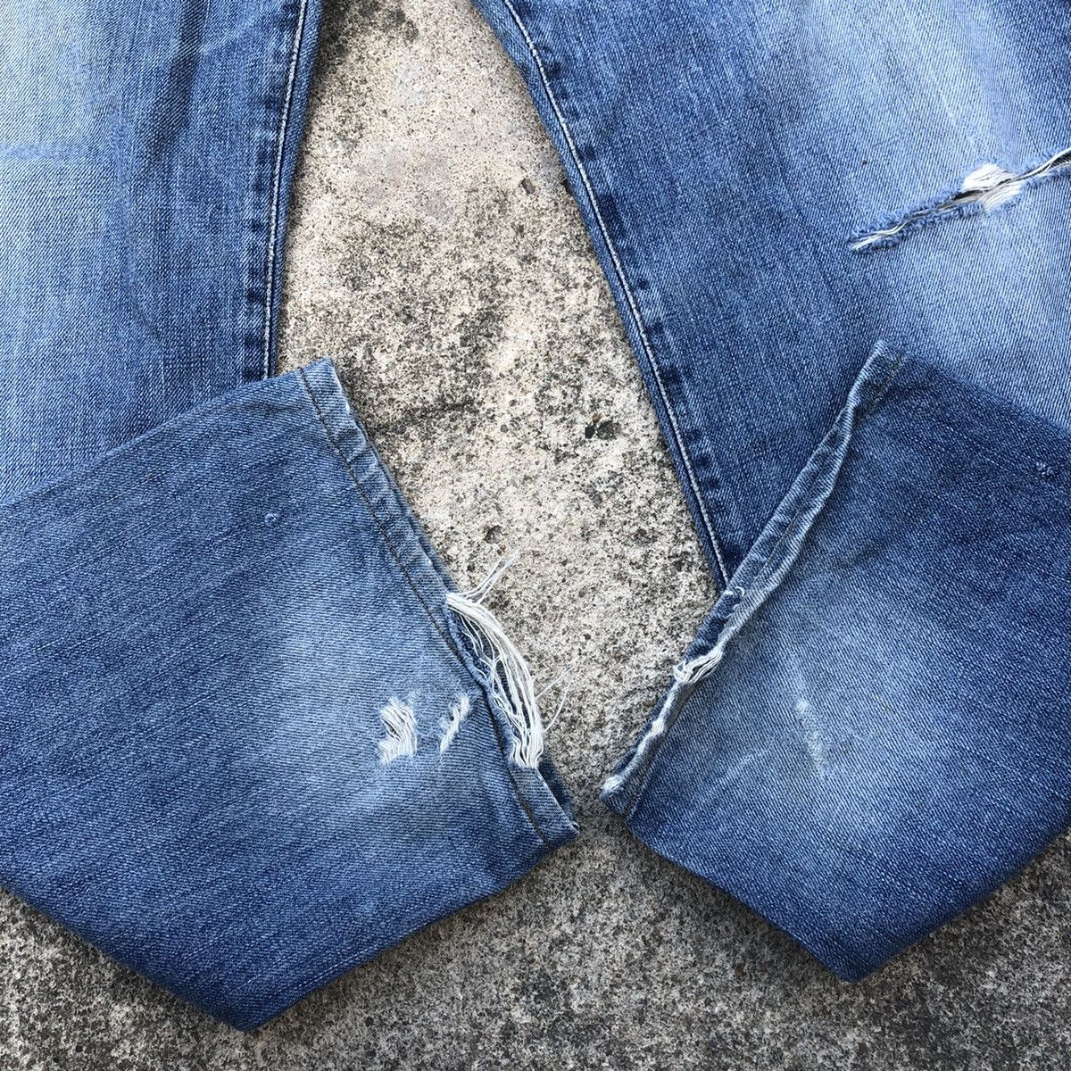 Edwin × Vintage 🔥Rare🔥Edwin 504 Stoned Wash Rips Distress Dirty Denim Jeans Size US 35 - 7 Thumbnail