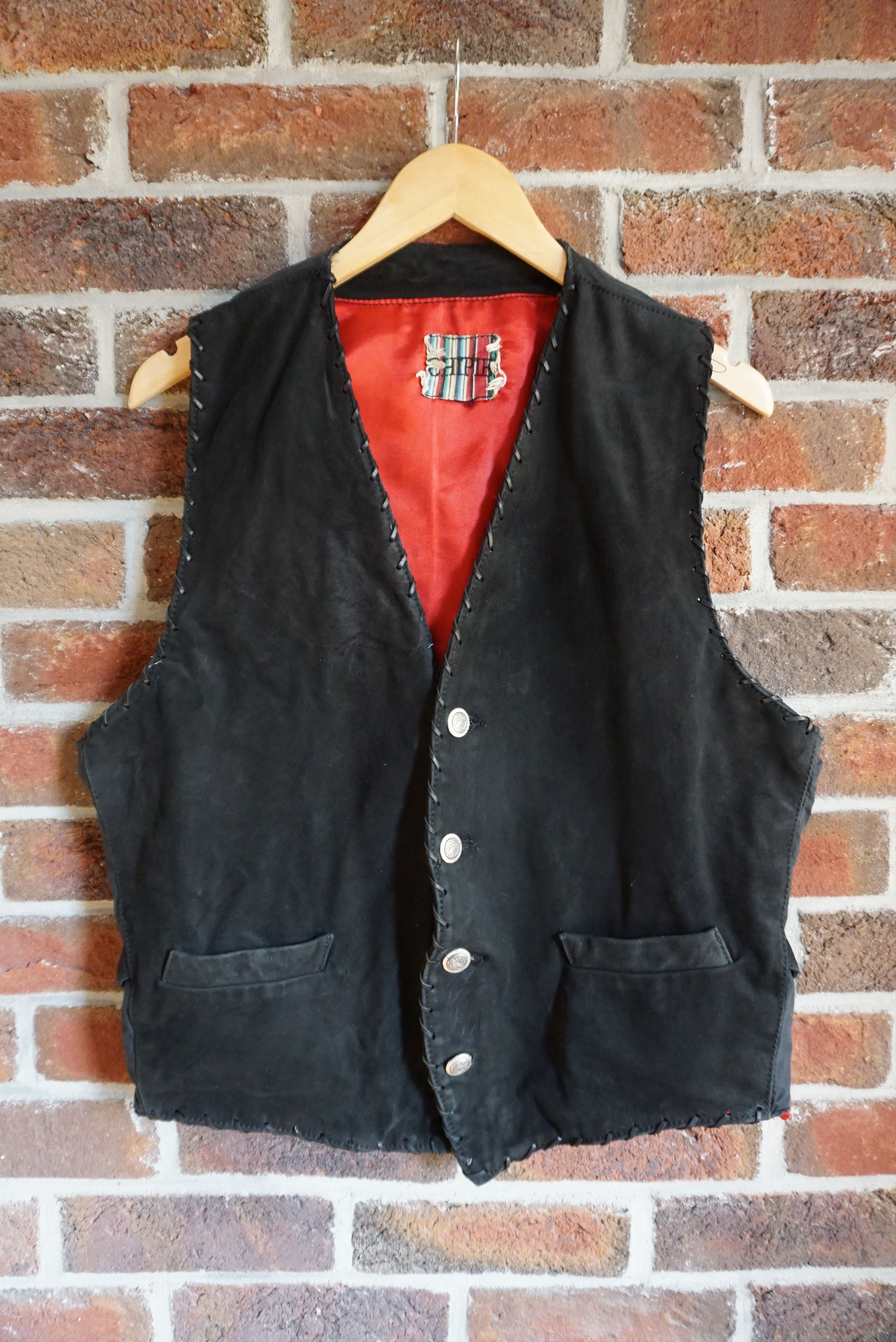 Japanese Brand Vintage leather suede 80s CHIPIE cowboy vest waistcoat Y2k Size US L / EU 52-54 / 3 - 1 Thumbnail