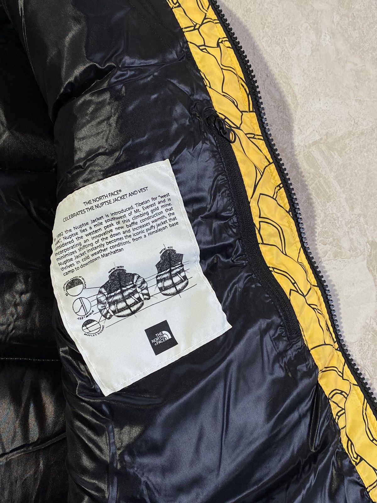 The North Face The North Face 700 down vest Size US L / EU 52-54 / 3 - 15 Thumbnail