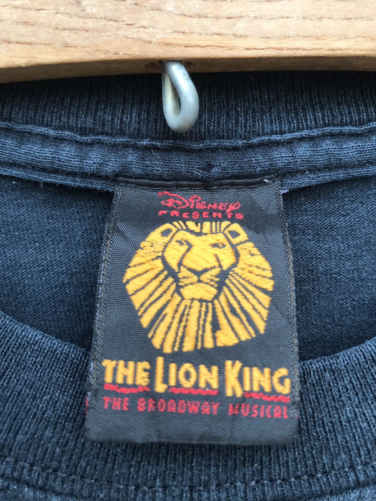 Cartoon Network VINTAGE The lion king San Francisco Size US M / EU 48-50 / 2 - 8 Thumbnail