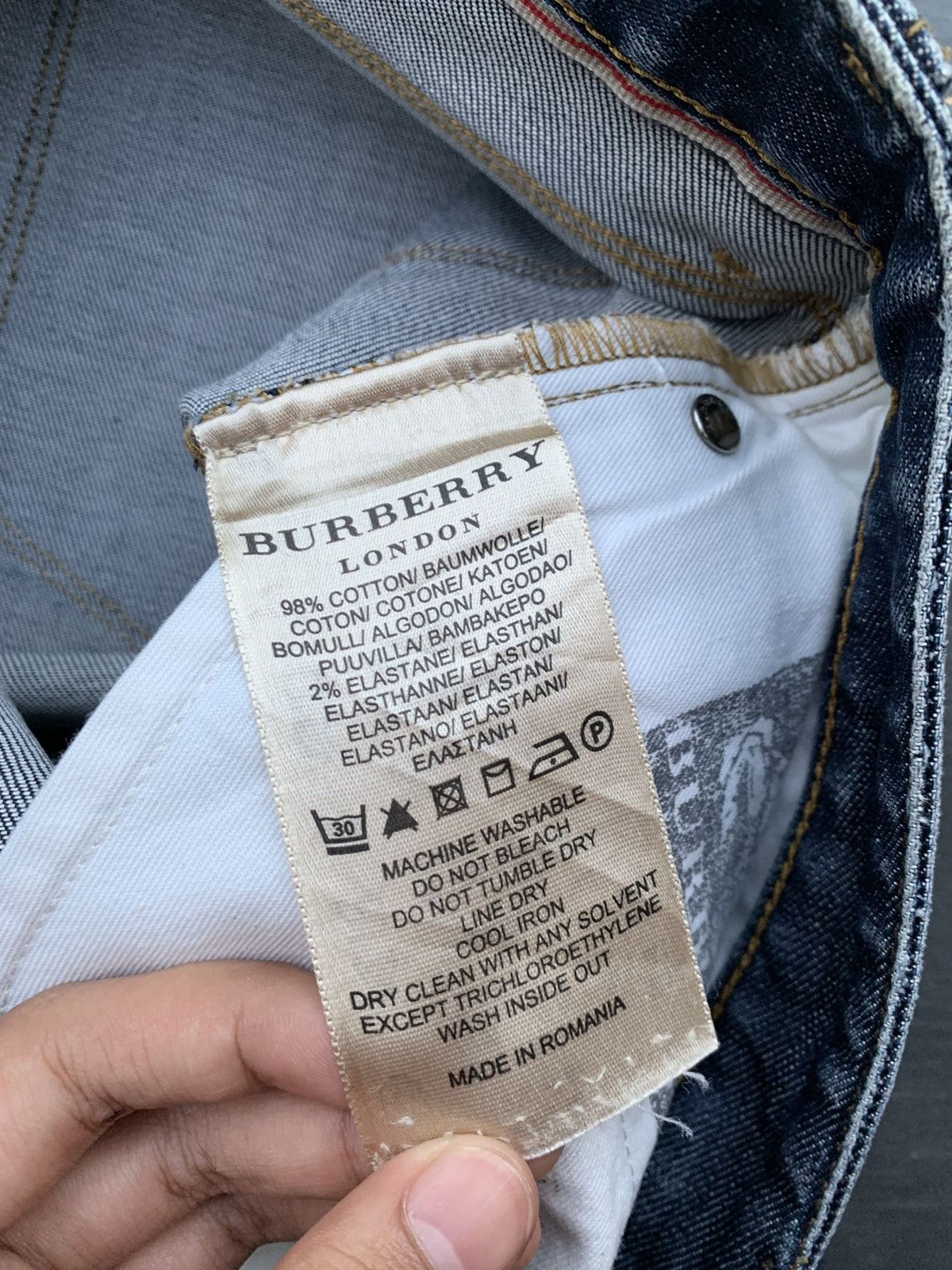 Burberry Vintage Burberry Faded Wash Denim Size US 34 / EU 50 - 9 Thumbnail