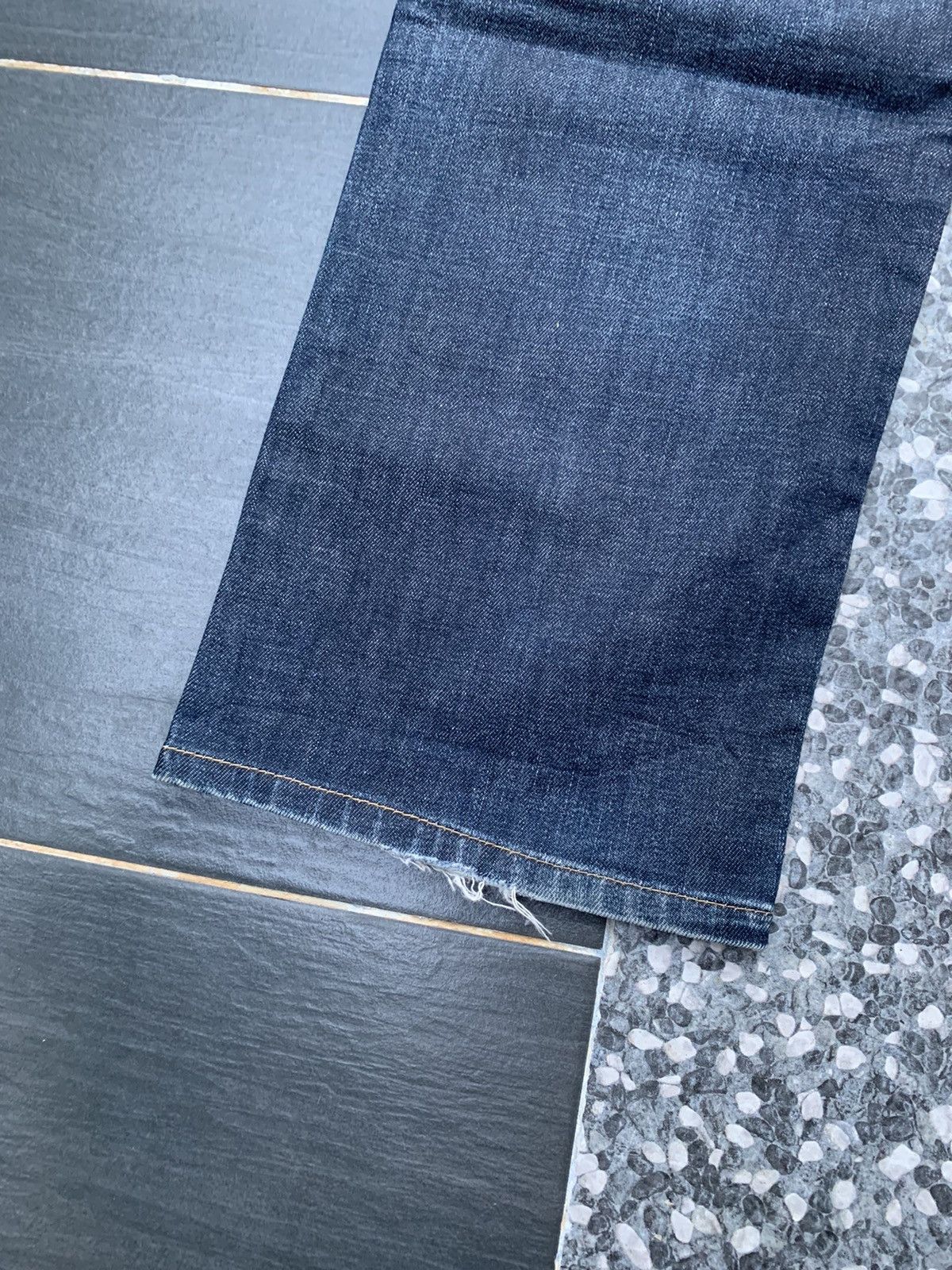 Burberry Vintage Burberry Faded Wash Denim Size US 34 / EU 50 - 12 Thumbnail
