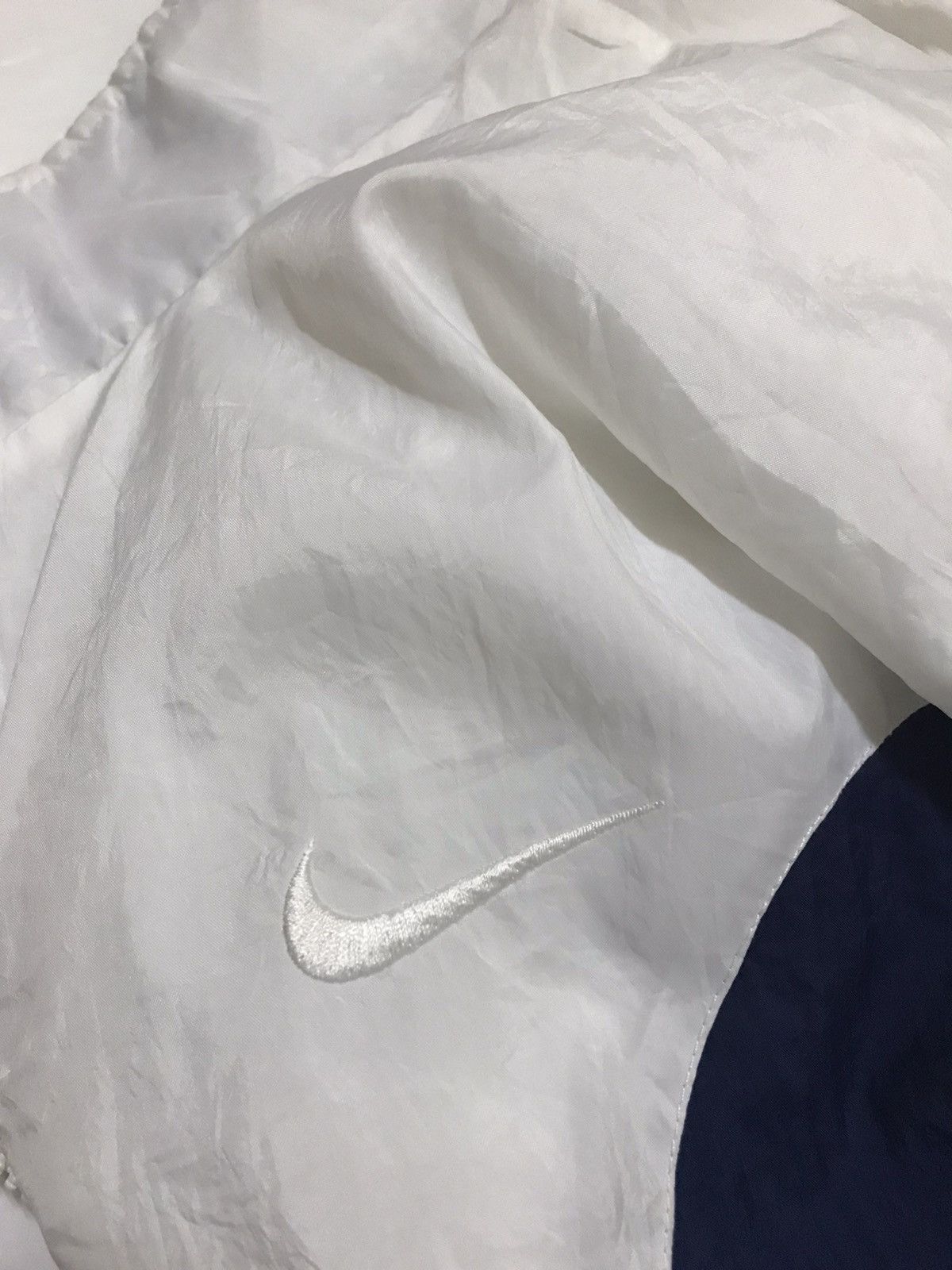 Nike × Vintage 90s Nike Embroidered Big Swoosh Windbreaker Size US M / EU 48-50 / 2 - 4 Thumbnail