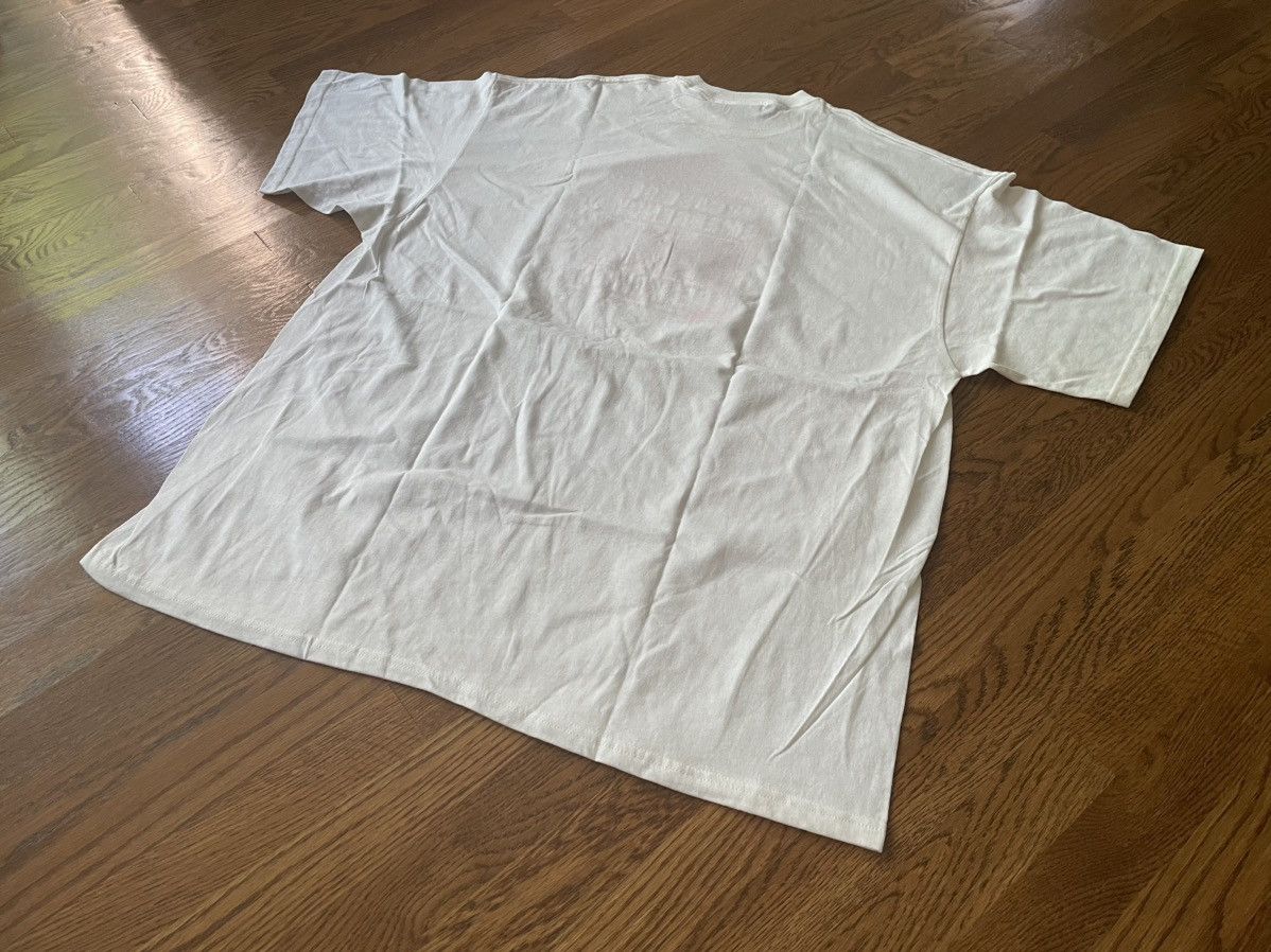 Vintage Vintage 90's White Humor Emergency Condom Tee Gag 3XL XXXL Size US XXL / EU 58 / 5 - 15 Thumbnail
