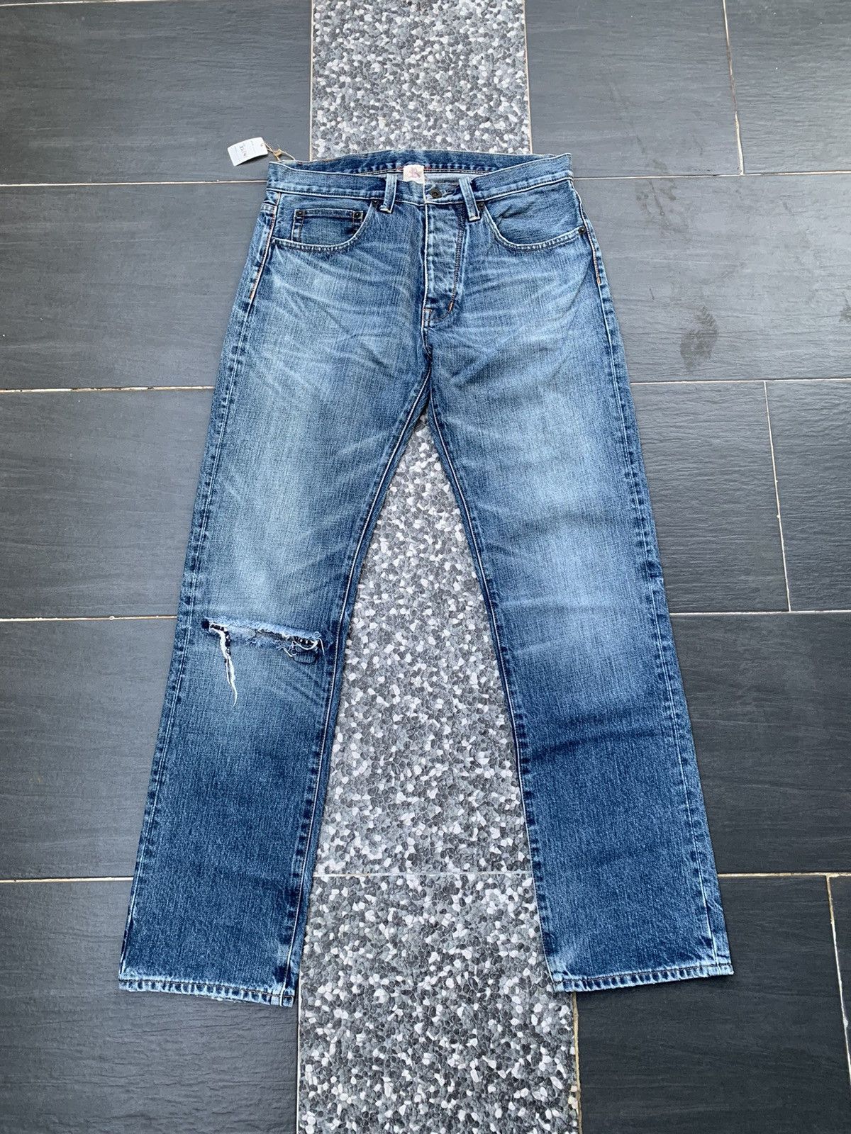 Ralph Lauren Rare Ralph Lauren Rugby Distressed Denim Size US 33 - 2 Thumbnail