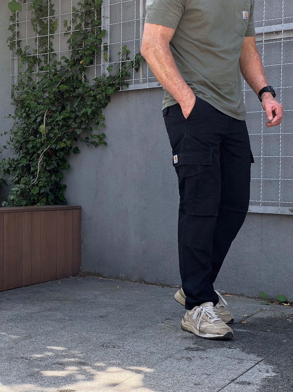 Carhartt × Carhartt Wip CARHARTT CARGO PANTS BLACK WASHED Size US 33 - 1 Thumbnail
