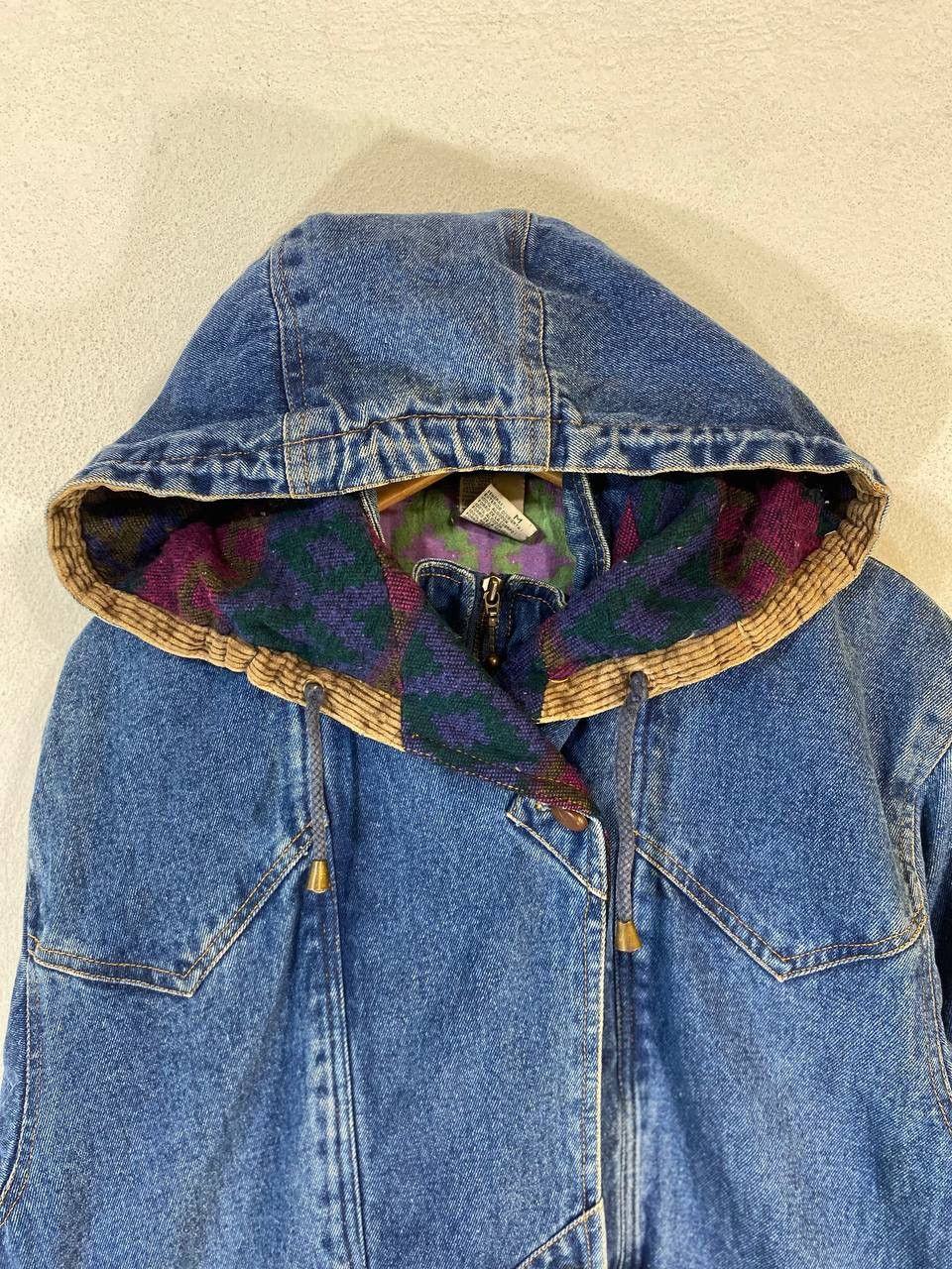 Vintage Vintage Denim Jacket with Navajo Design Lining Size US M / EU 48-50 / 2 - 5 Thumbnail