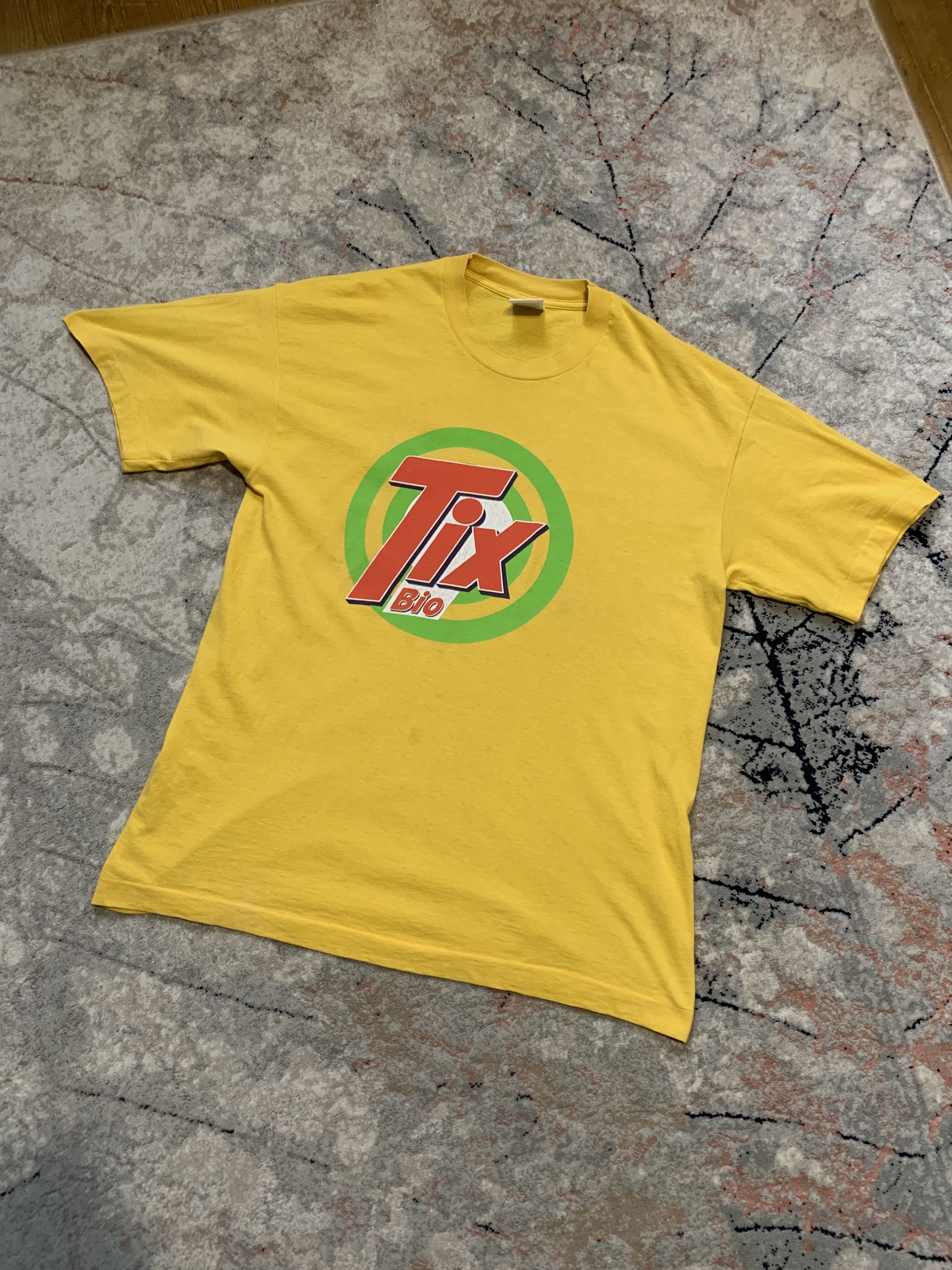 Vintage Tix Bio Vintage T-Shirt Size US L / EU 52-54 / 3 - 1 Thumbnail