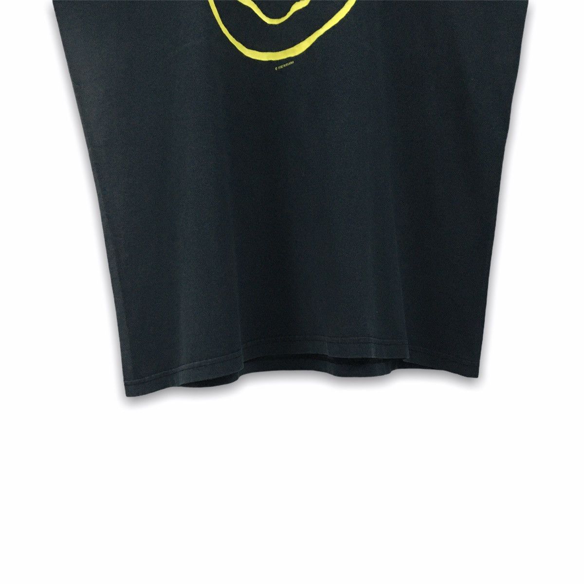 Nirvana Rare Vintage 1992 Nirvana Smile Tee Size US L / EU 52-54 / 3 - 7 Thumbnail