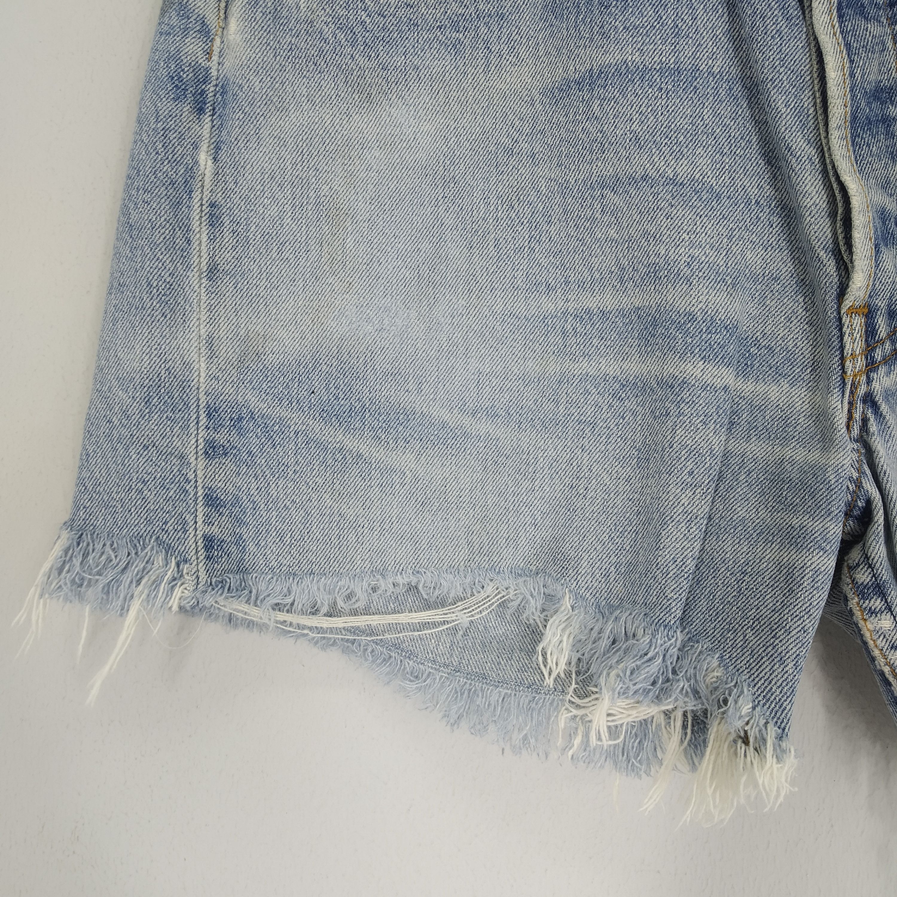 Levi's Size 33 Vintage Levi's 501 Cut Off Denim Stonewash Blue Jean Size US 33 - 5 Thumbnail
